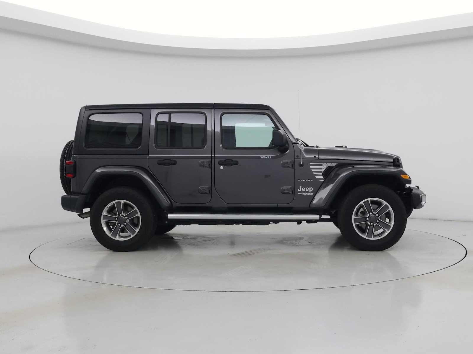 2020 Jeep Wrangler Unlimited Sahara - Photo 8
