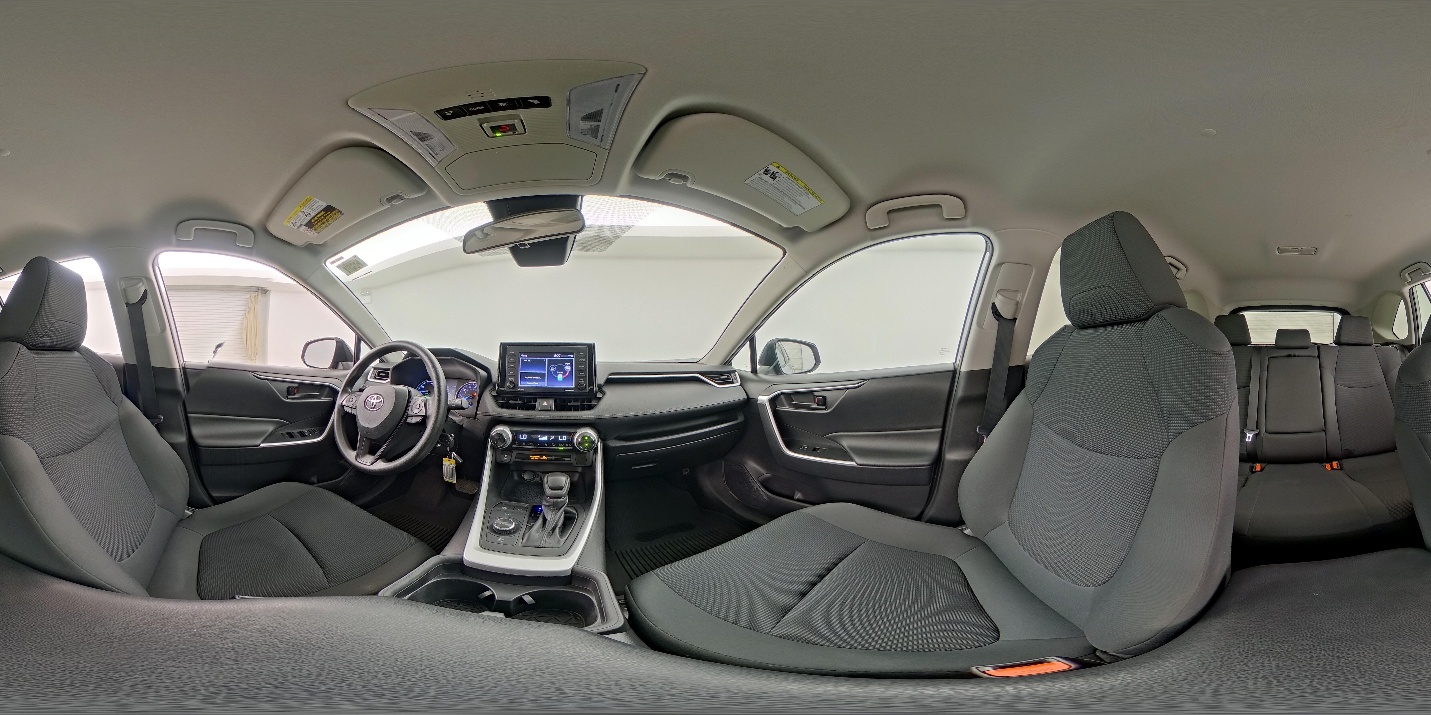 2021 Toyota RAV4 LE - Photo 24