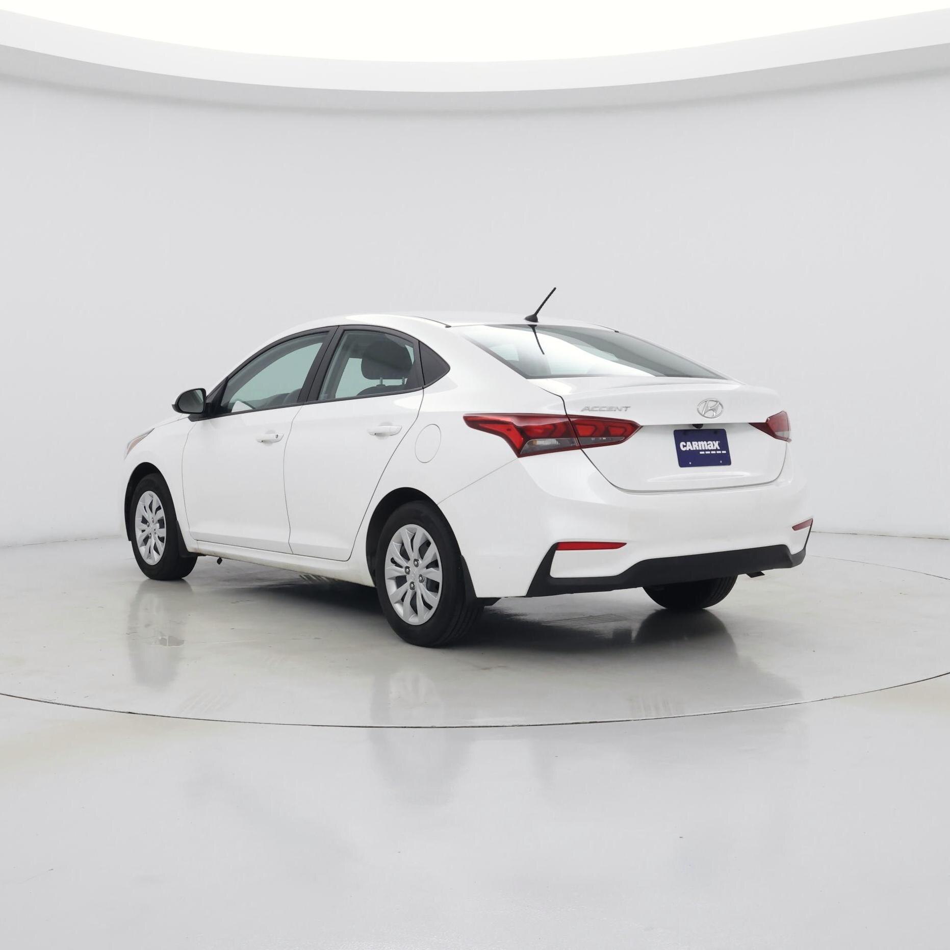 Thumbnail: 2022 Hyundai Accent - 2