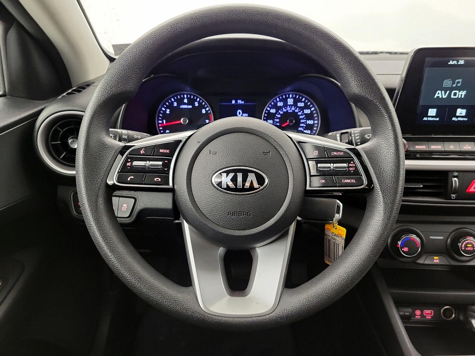 Thumbnail: 2020 Kia Forte - 10