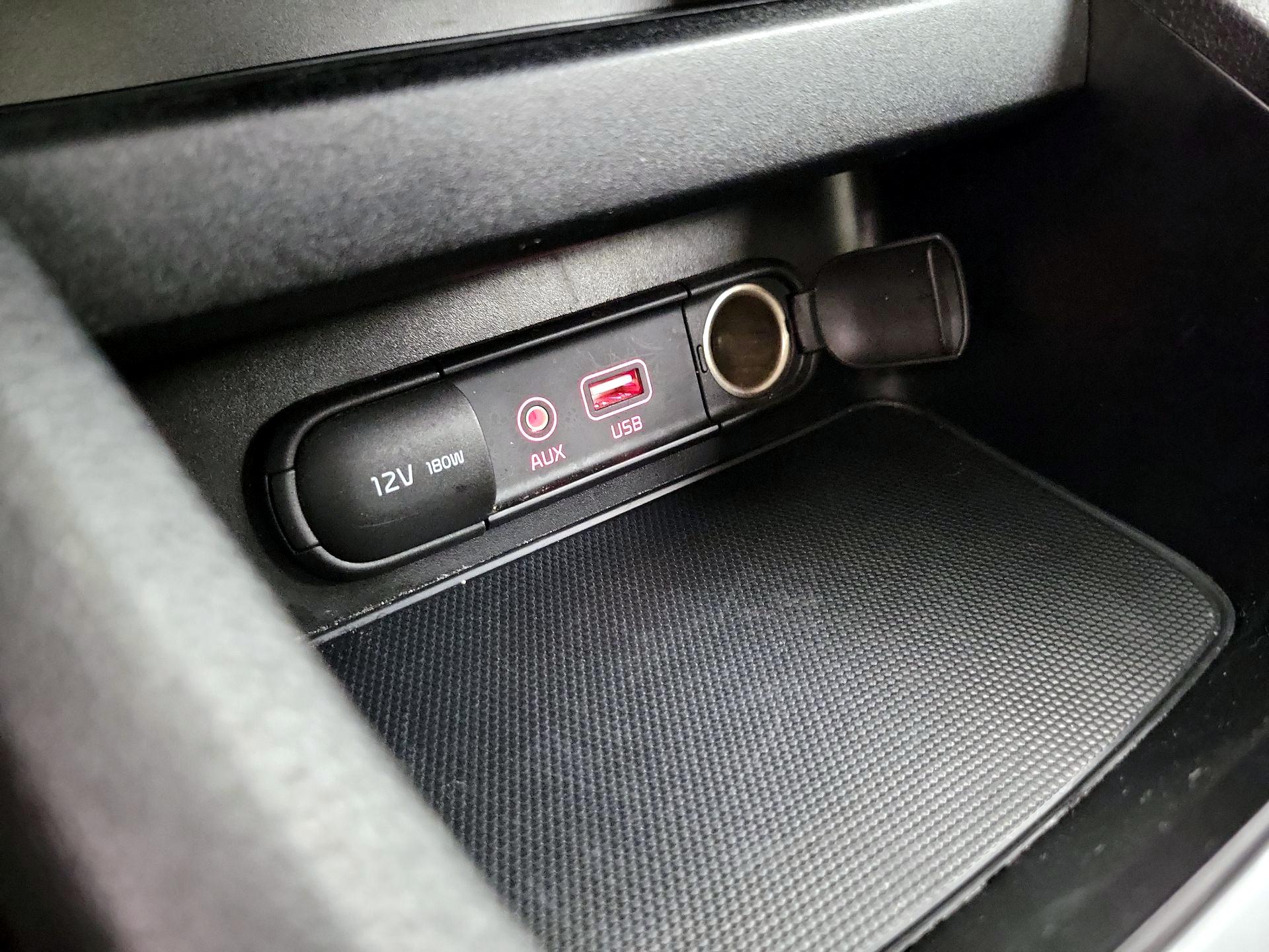 Thumbnail: 2020 Kia Forte - 18