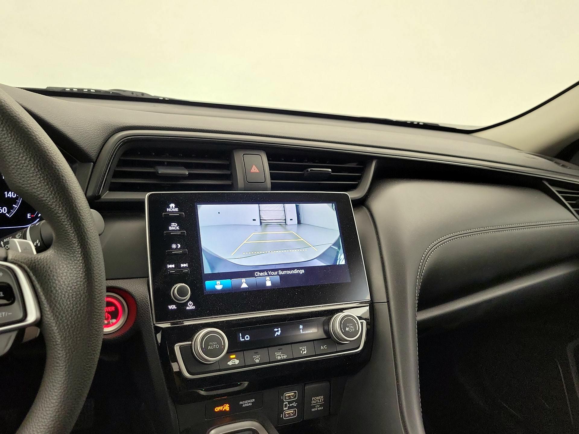 Thumbnail: 2019 Honda Insight - 14