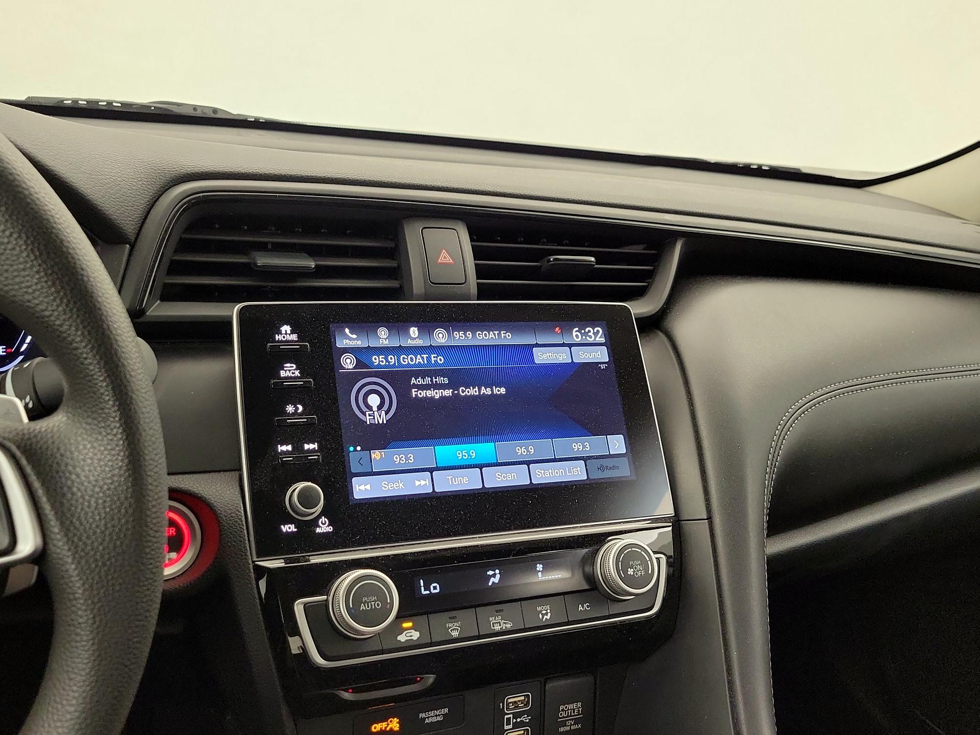 Thumbnail: 2019 Honda Insight - 15