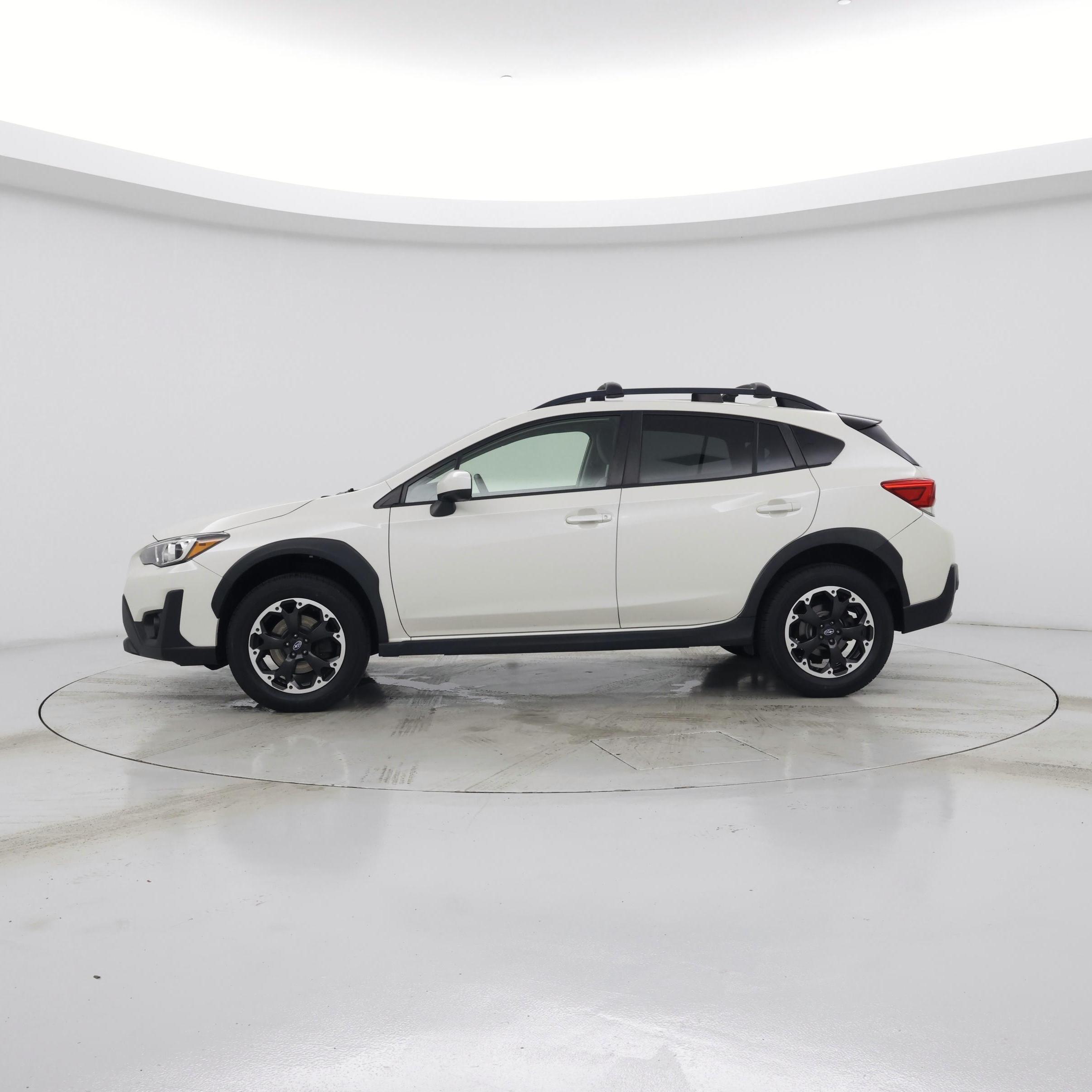 Thumbnail: 2021 Subaru Crosstrek - 3