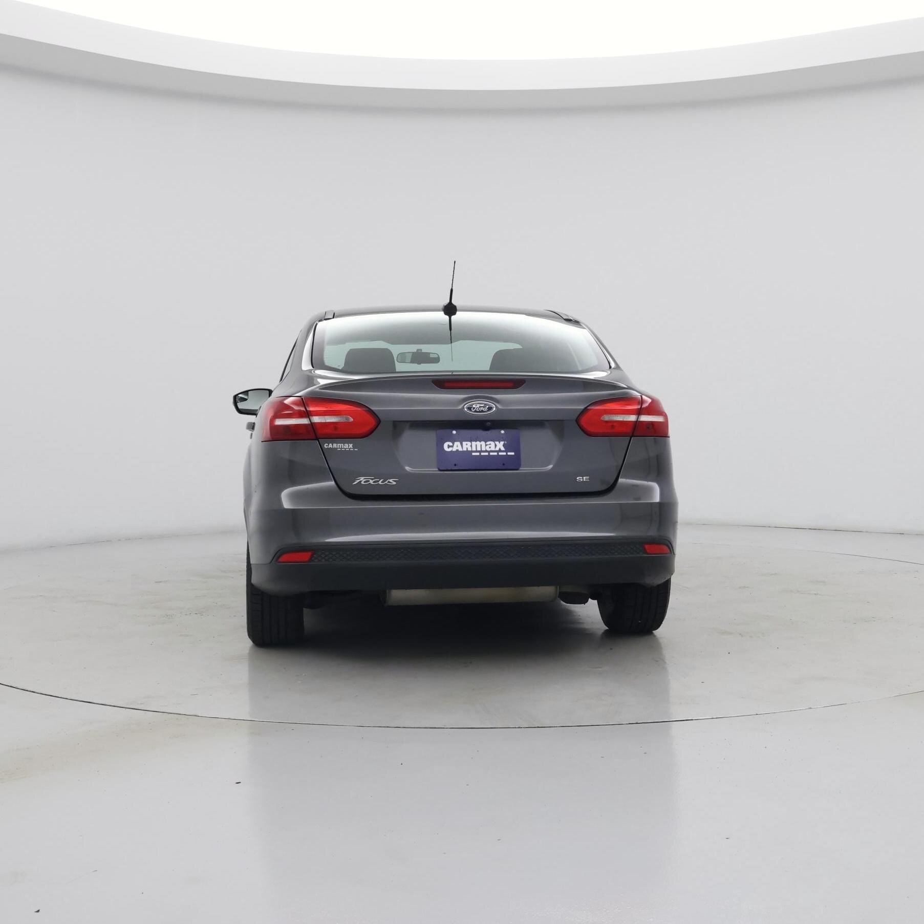 Thumbnail: 2017 Ford Focus - 6