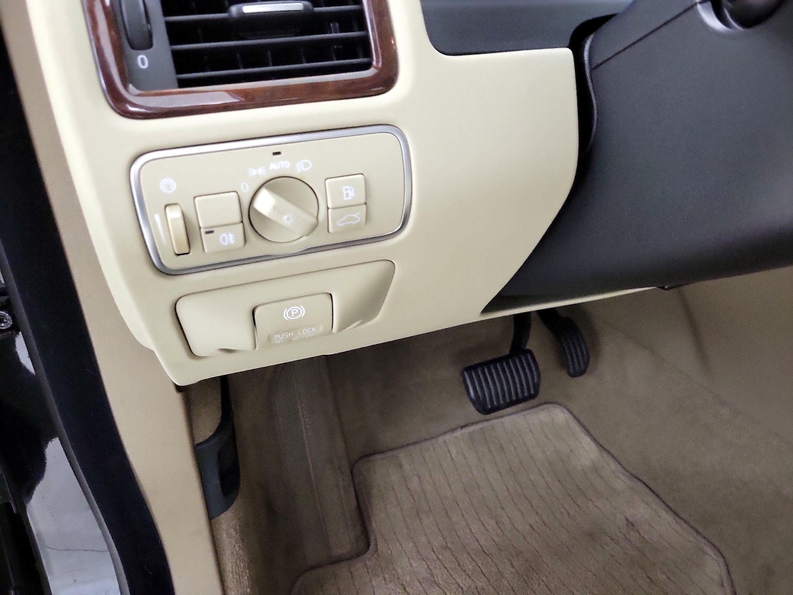 2015 Volvo S80 Base - Photo 14