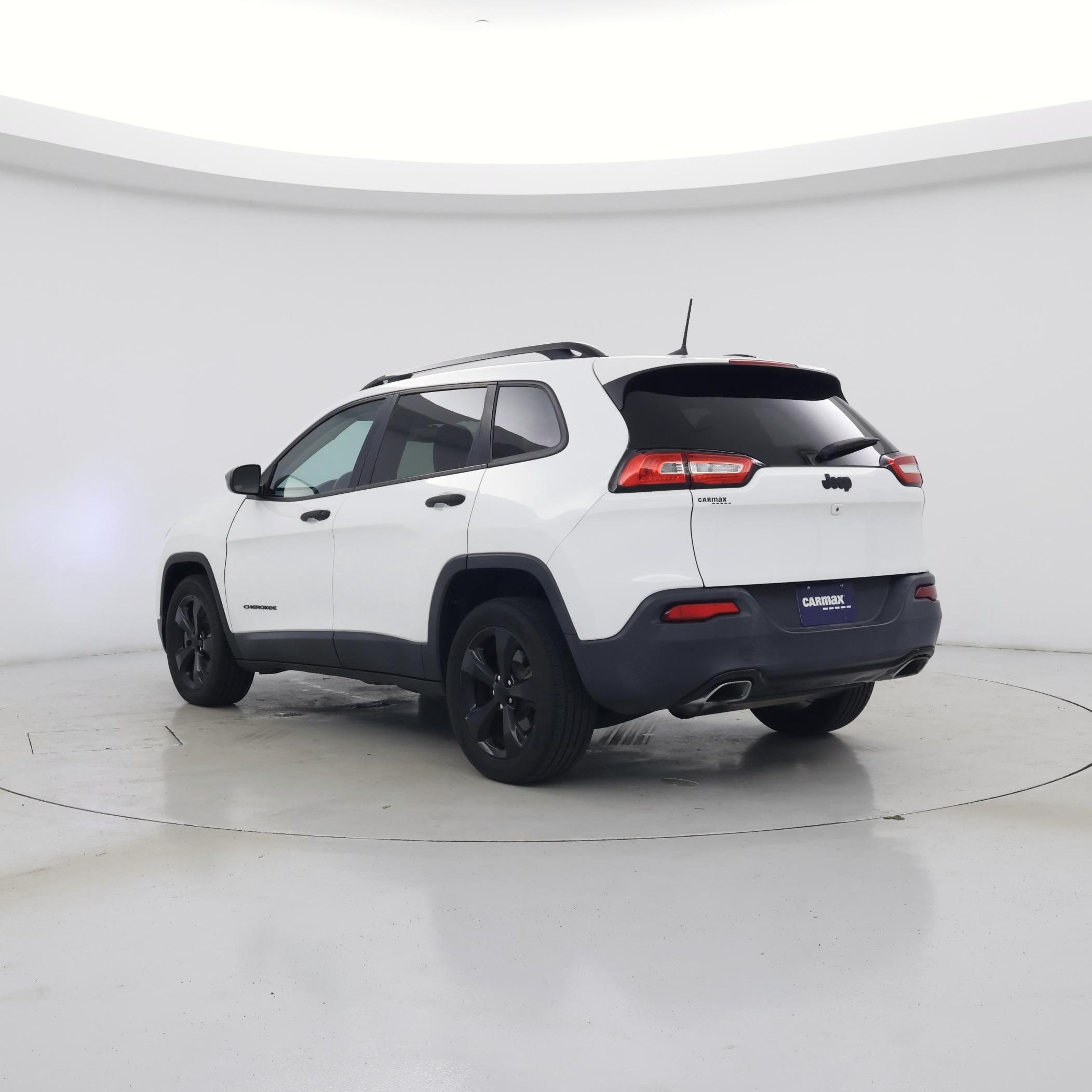 Thumbnail: 2016 Jeep Cherokee - 2