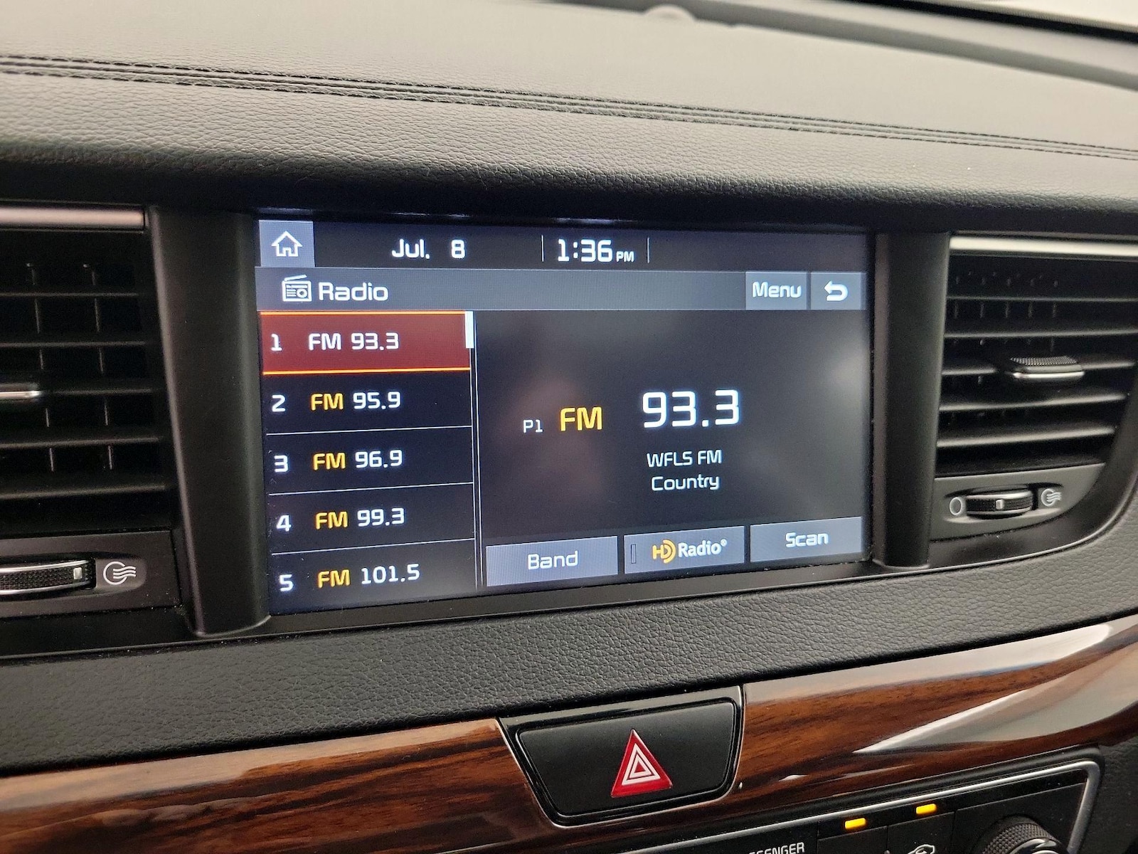 2019 Kia Cadenza Technology - Photo 17