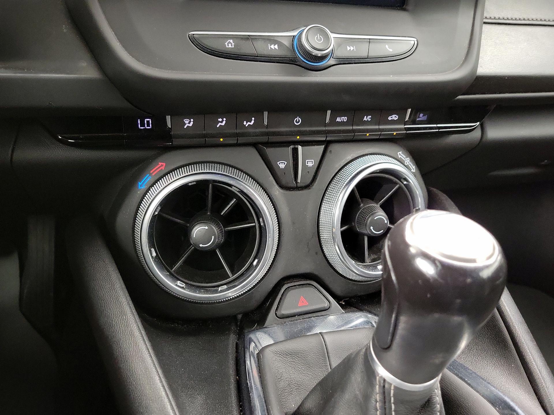 Thumbnail: 2020 Chevrolet Camaro - 14