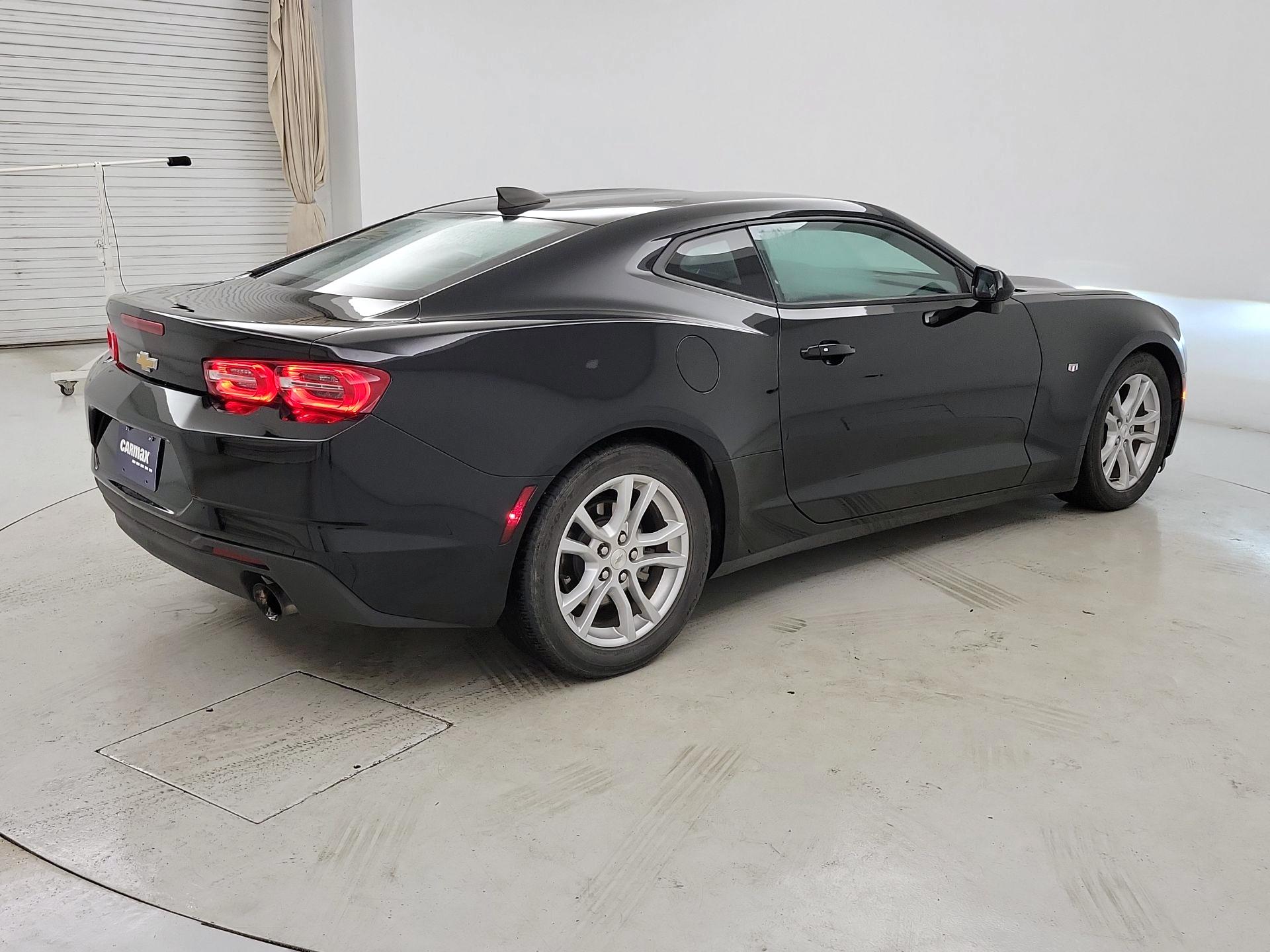 Thumbnail: 2020 Chevrolet Camaro - 5