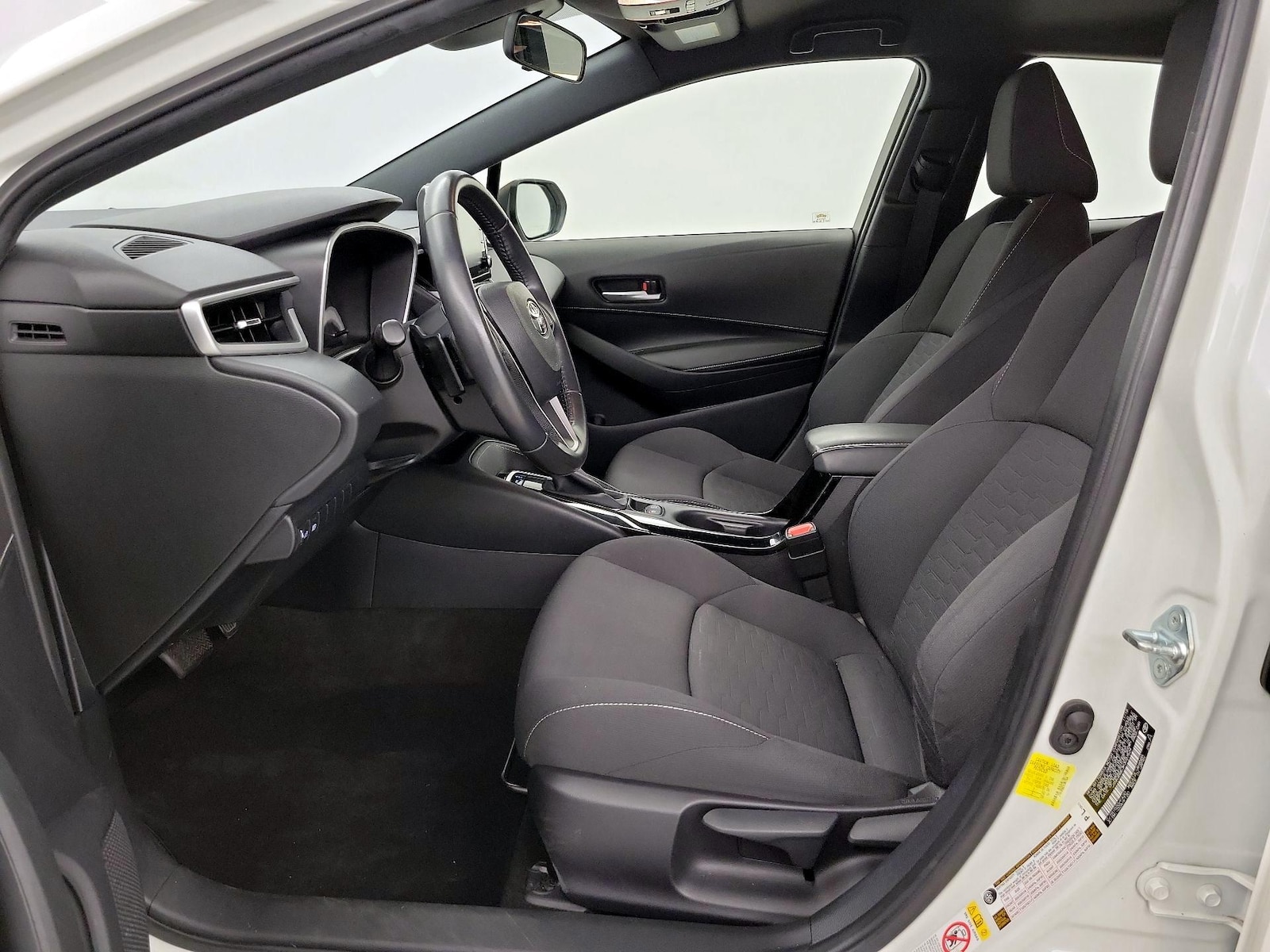 2019 Toyota Corolla Hatchback SE - Photo 12