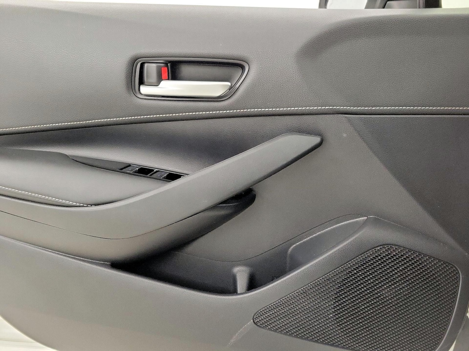 2019 Toyota Corolla Hatchback SE - Photo 13