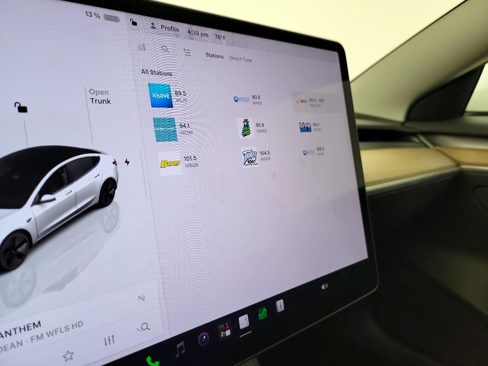 Thumbnail: 2023 Tesla Model 3 - 15