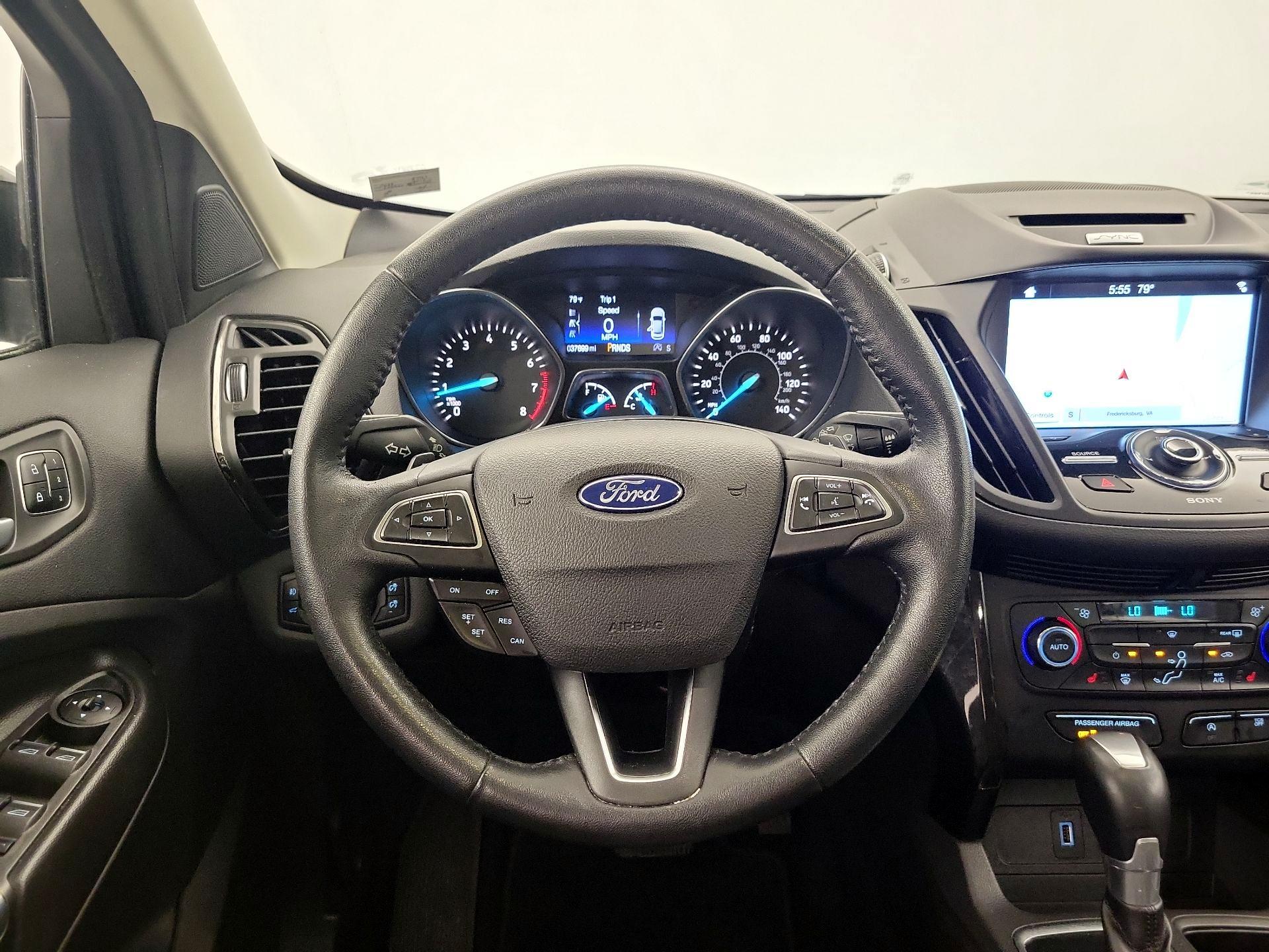 Thumbnail: 2017 Ford Escape - 10