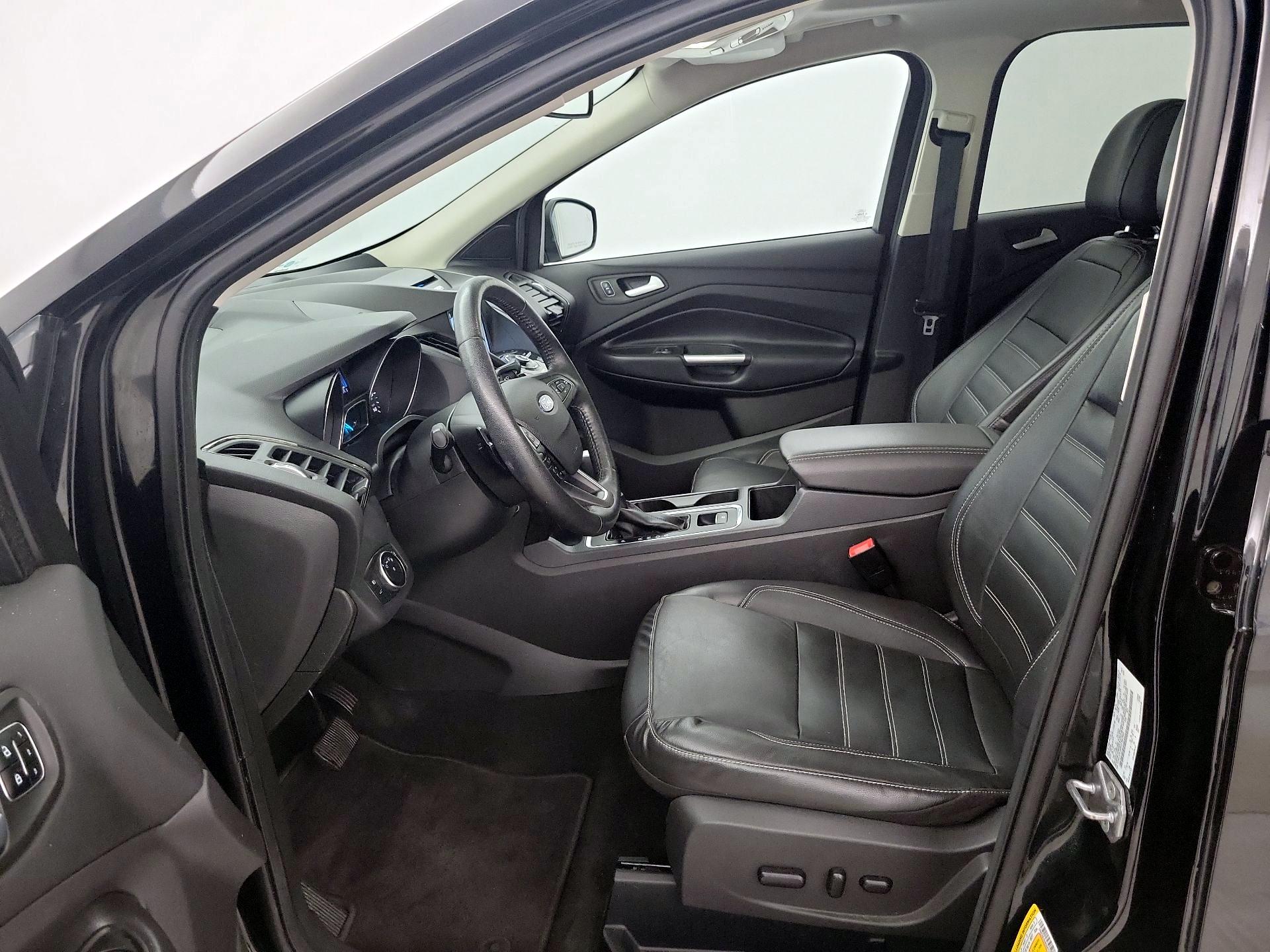 Thumbnail: 2017 Ford Escape - 11