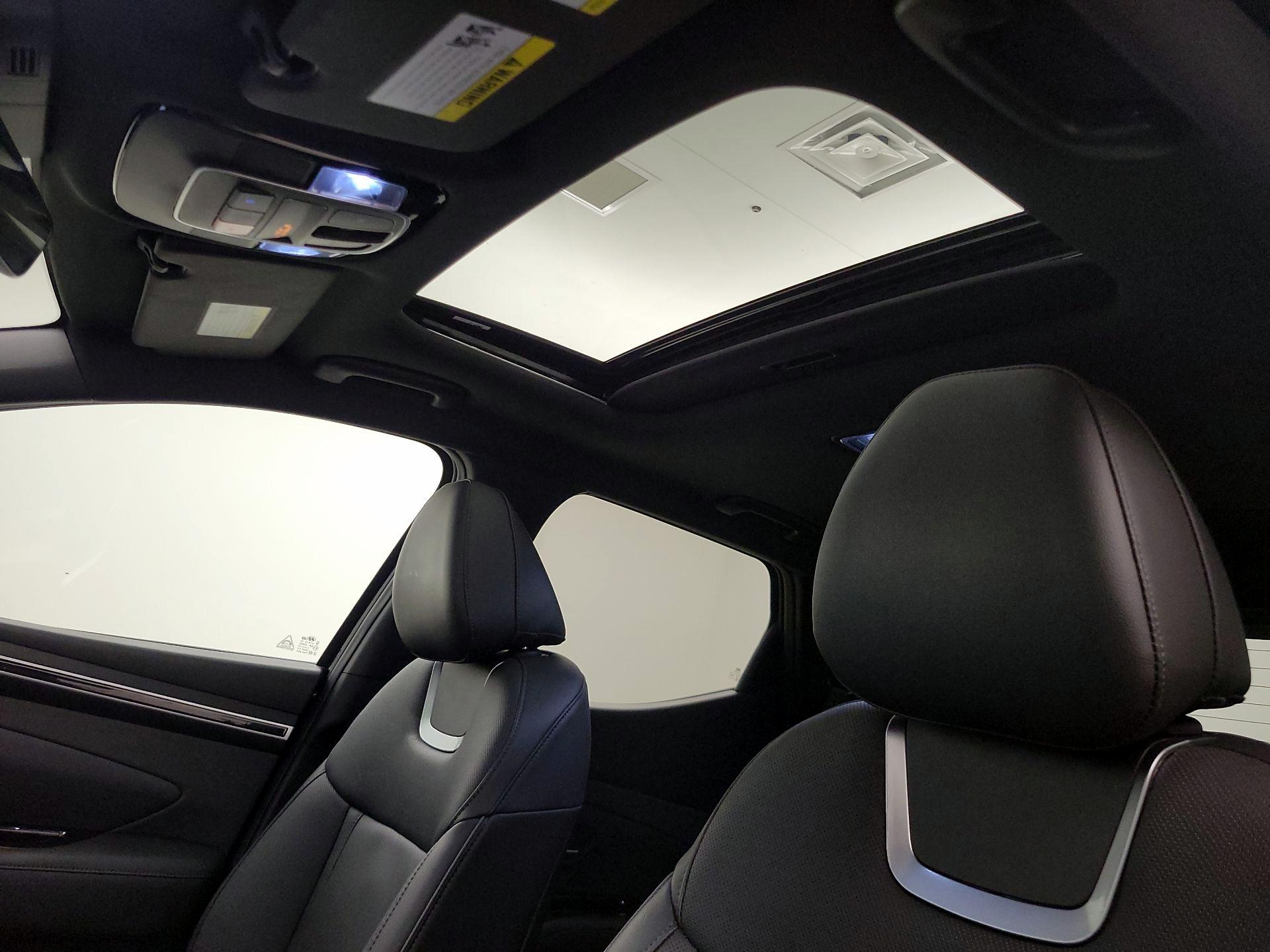 Thumbnail: 2023 Hyundai Santa Cruz - 20