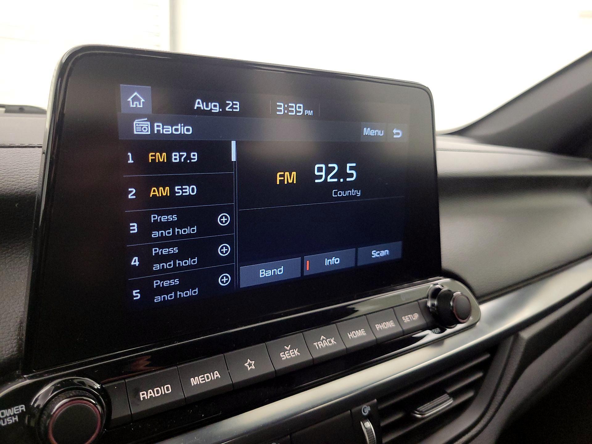 Thumbnail: 2021 Kia Forte - 15