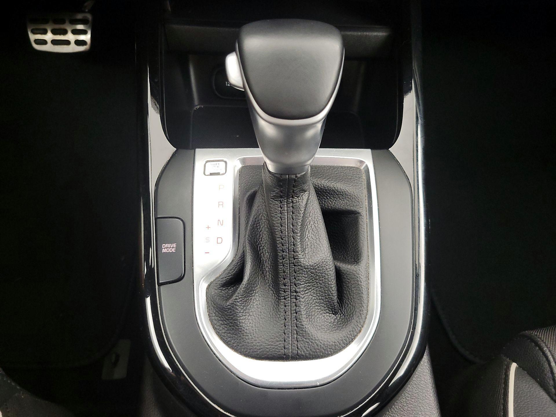 Thumbnail: 2021 Kia Forte - 17