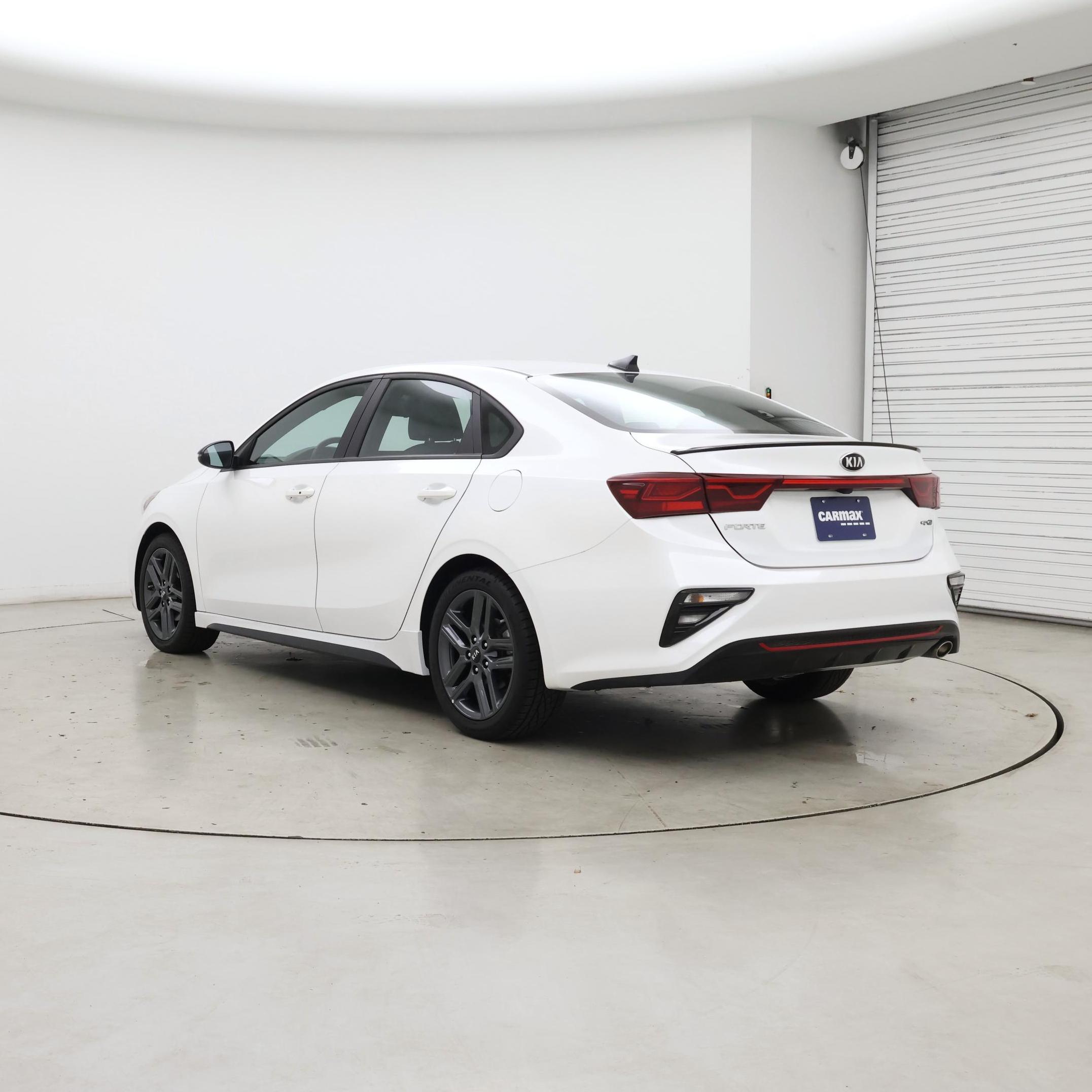 Thumbnail: 2021 Kia Forte - 2