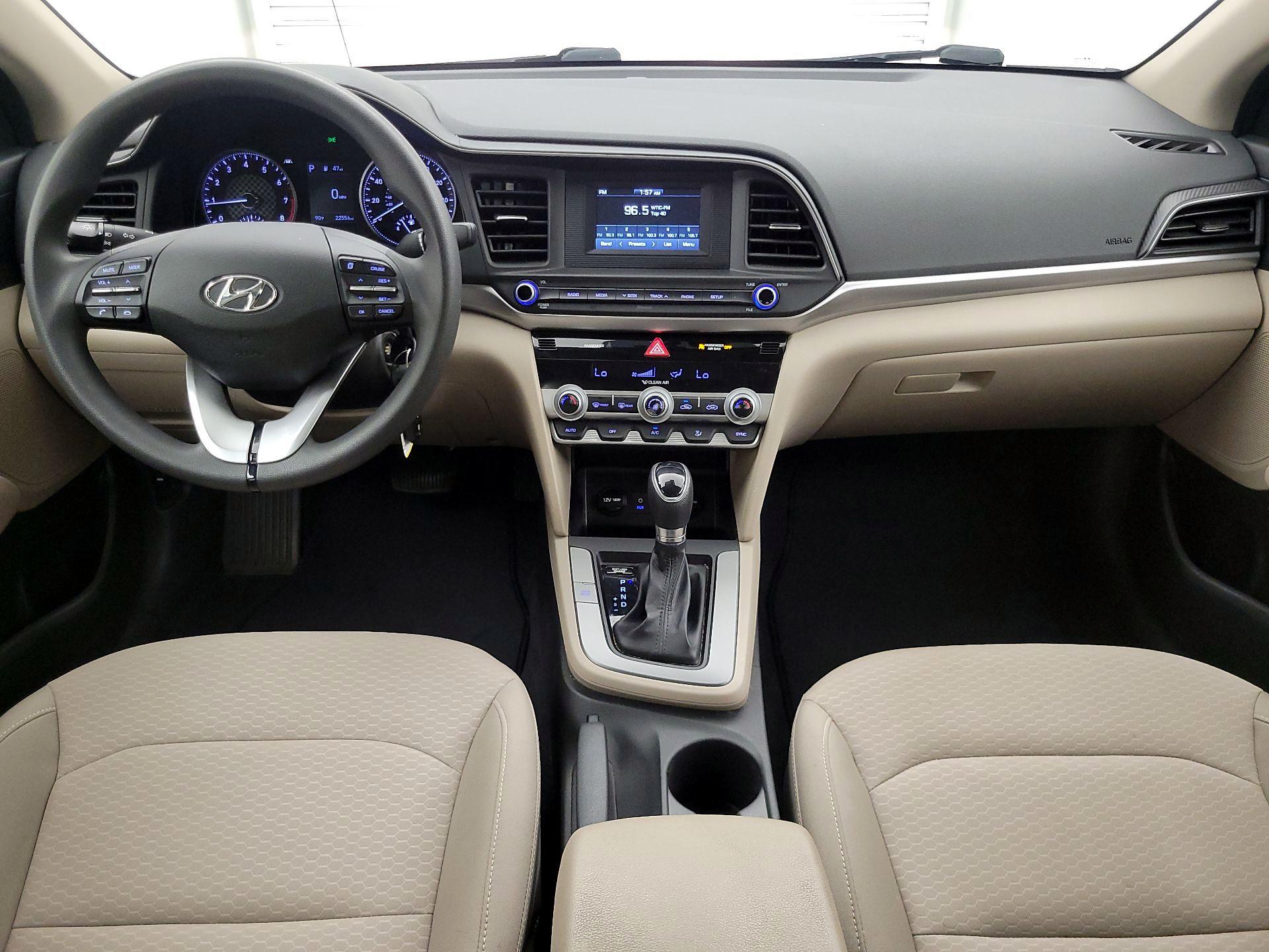 Thumbnail: 2020 Hyundai Elantra - 9