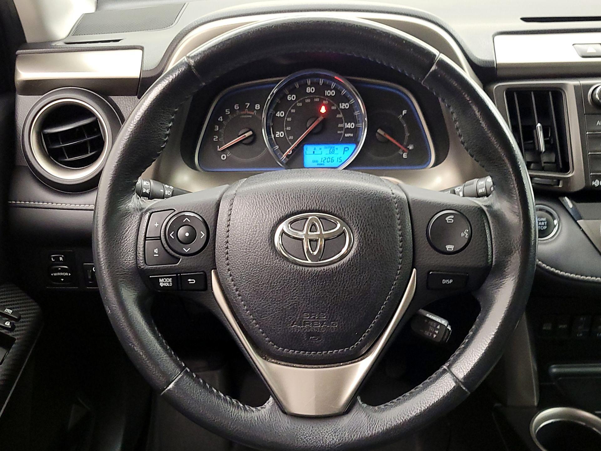 Thumbnail: 2014 Toyota RAV4 - 10