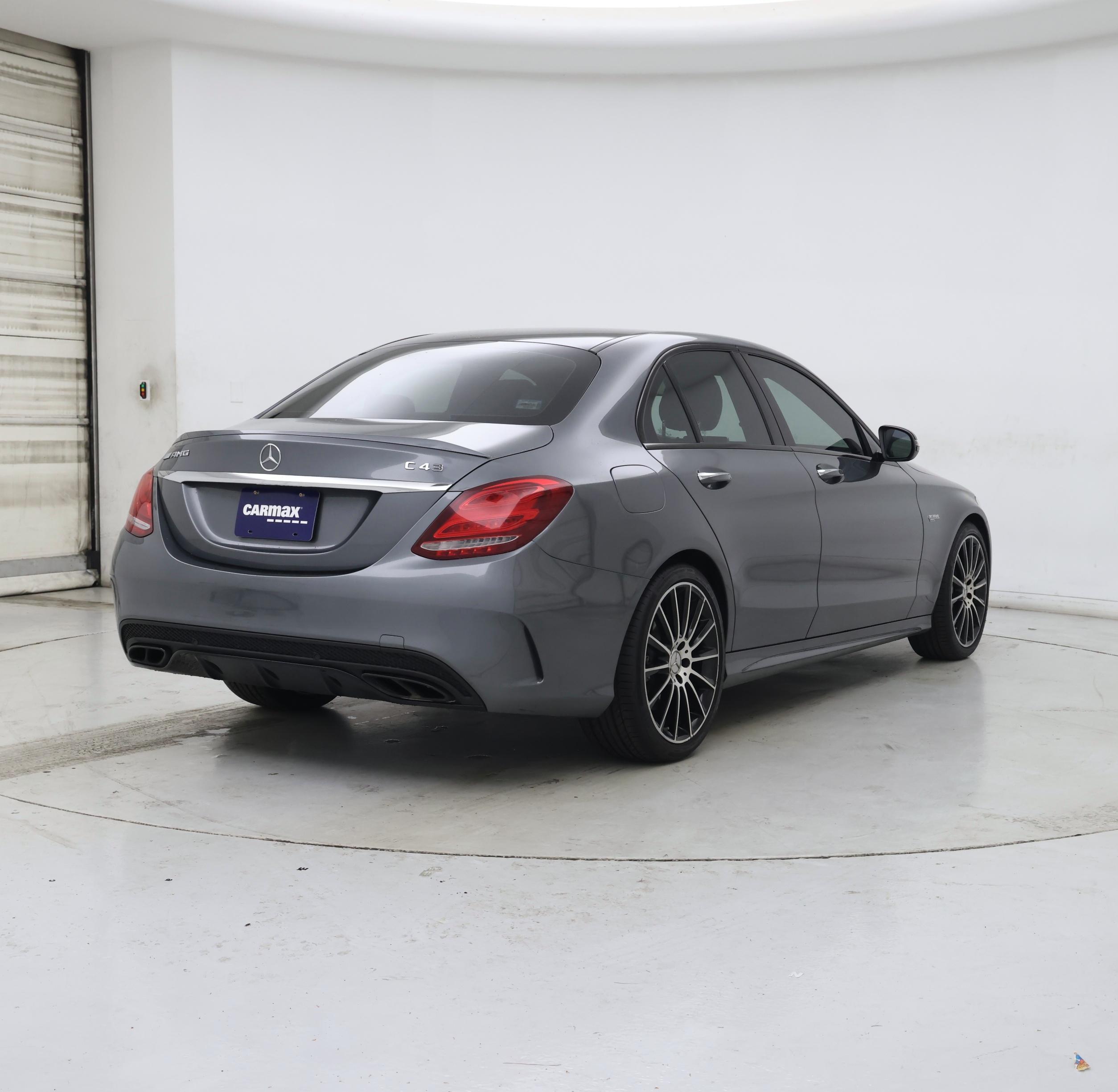 Thumbnail: 2017 Mercedes-Benz C-Class - 8