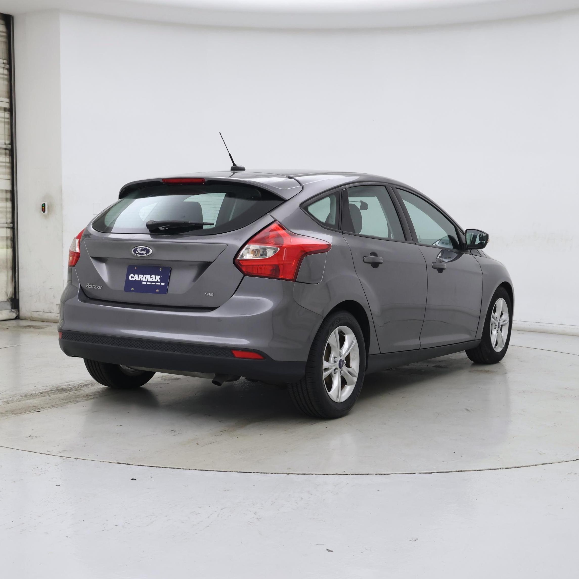 Thumbnail: 2014 Ford Focus - 8