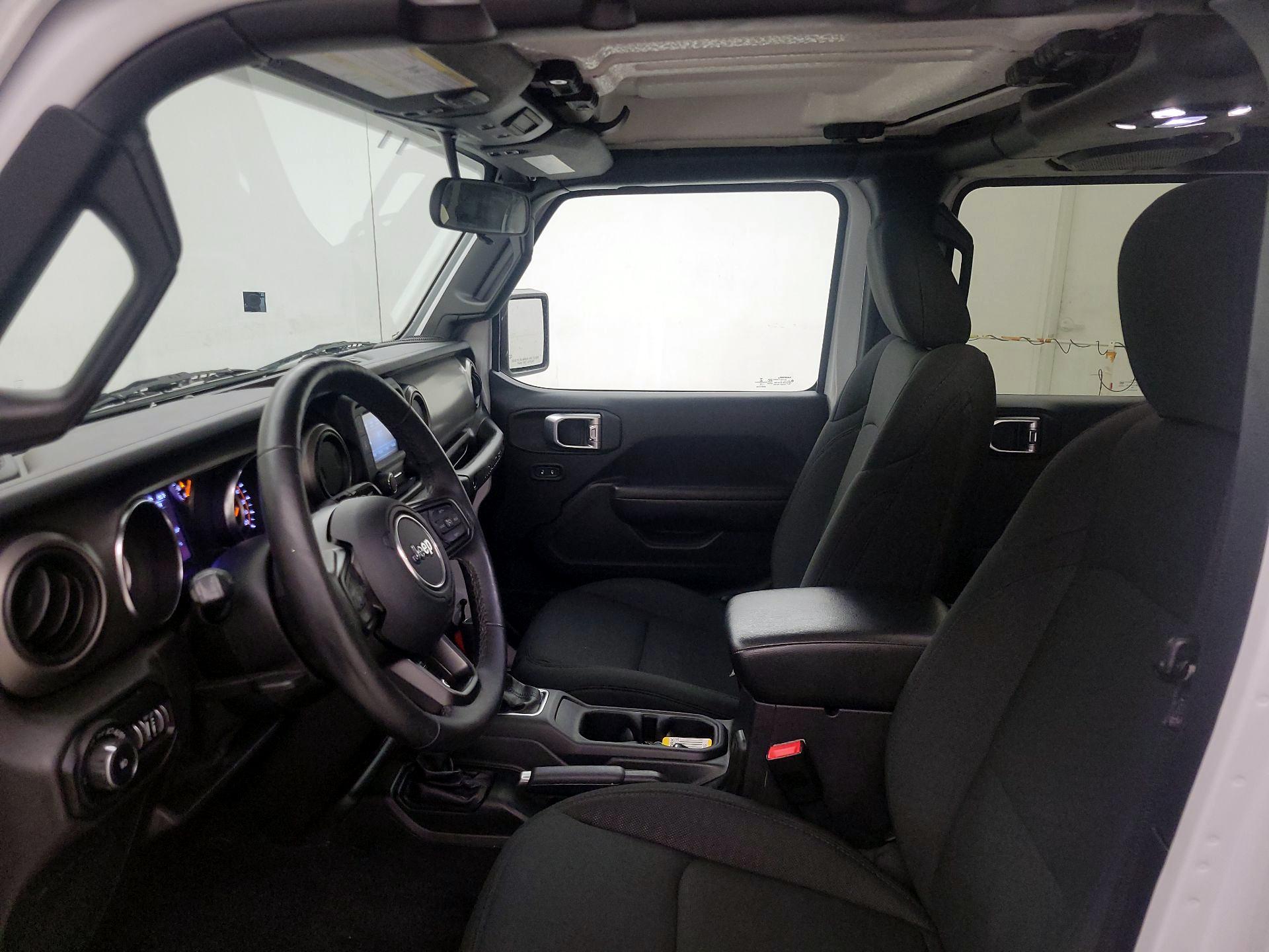 Thumbnail: 2019 Jeep Wrangler - 11