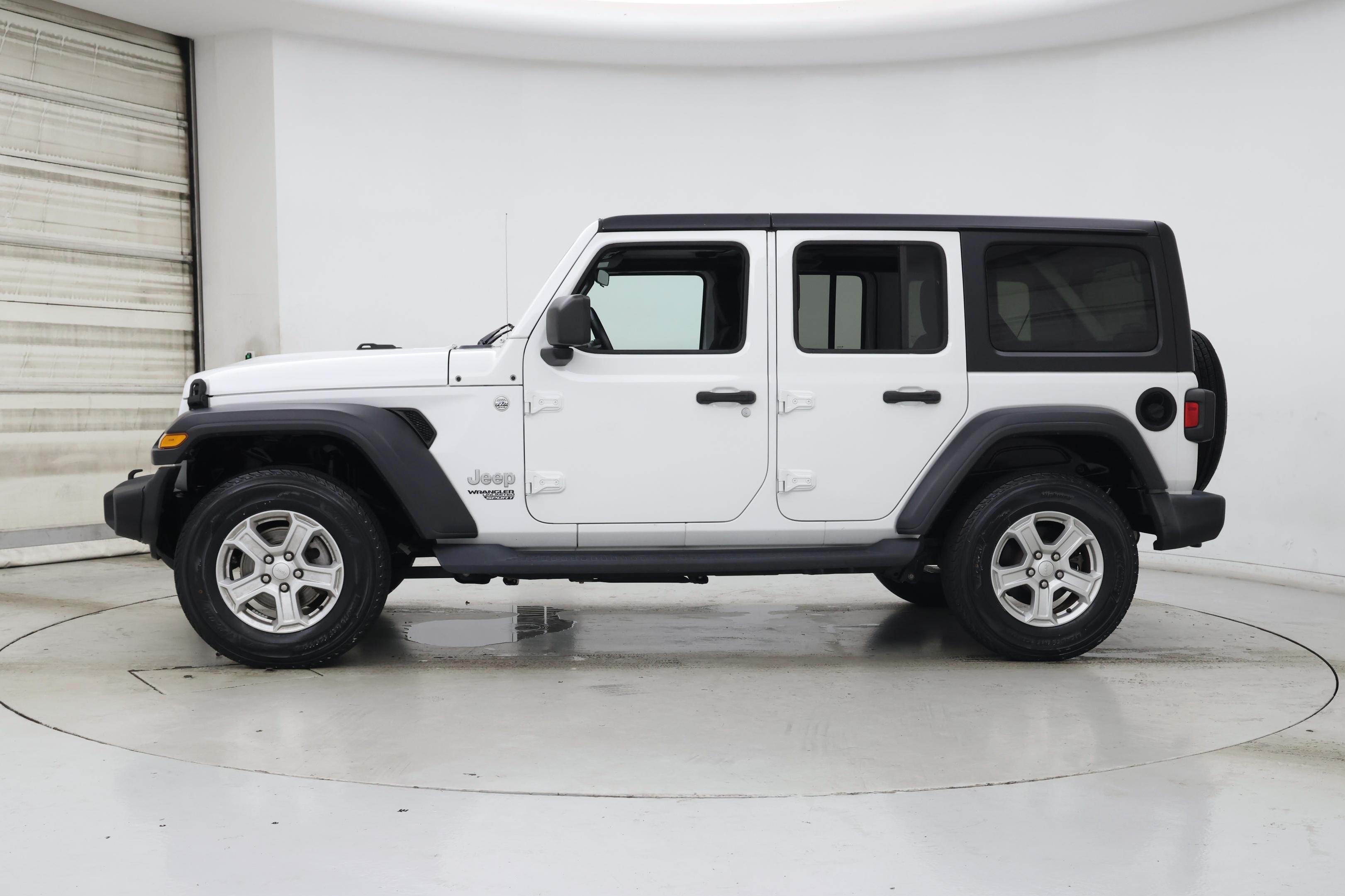 Thumbnail: 2019 Jeep Wrangler - 3