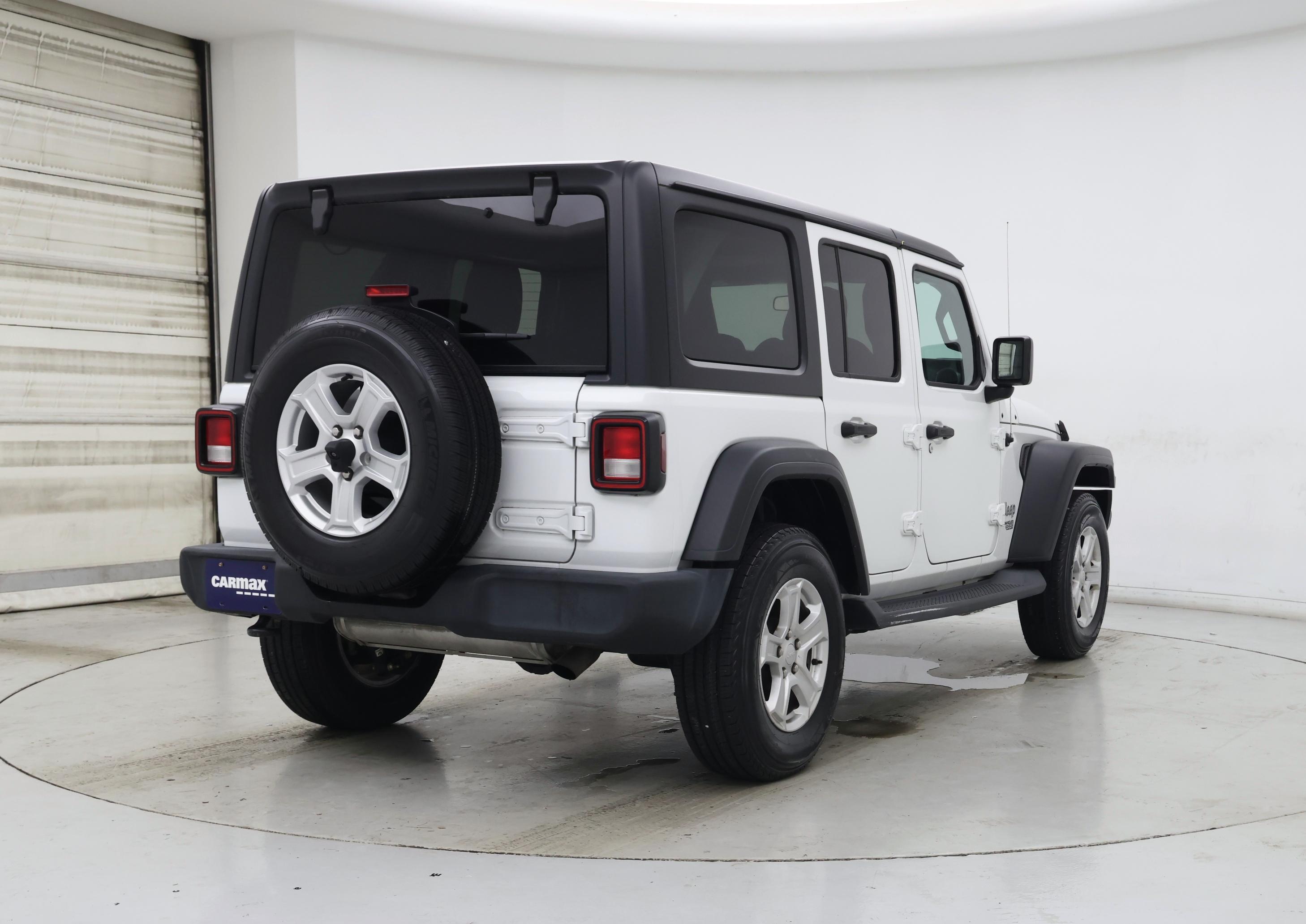 Thumbnail: 2019 Jeep Wrangler - 8