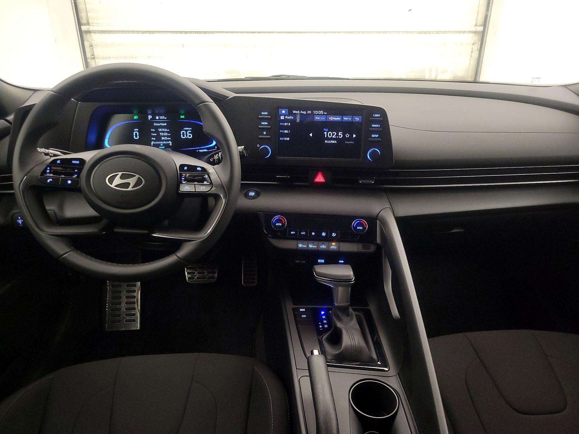 Thumbnail: 2025 Hyundai Elantra - 9