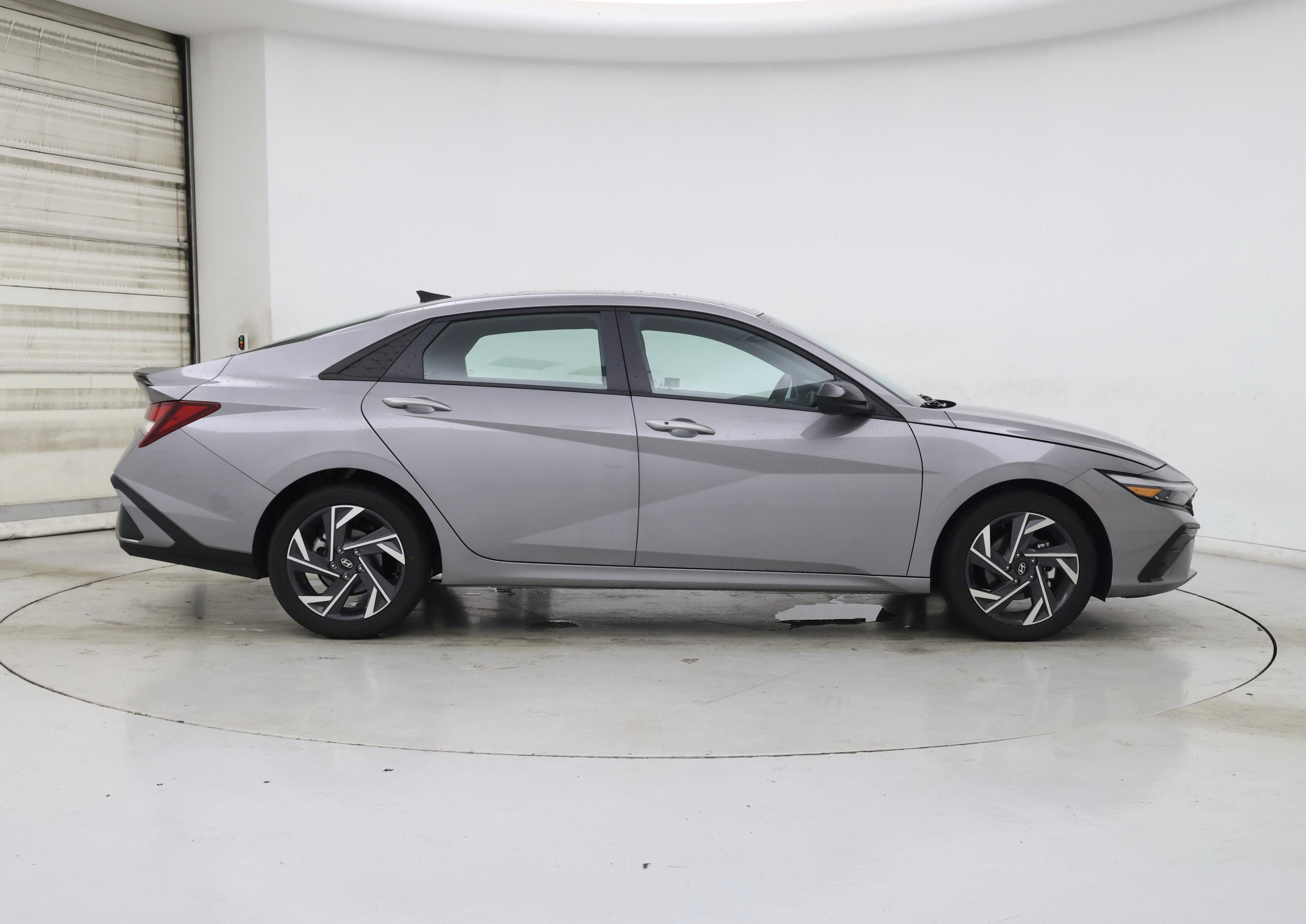 Thumbnail: 2025 Hyundai Elantra - 7