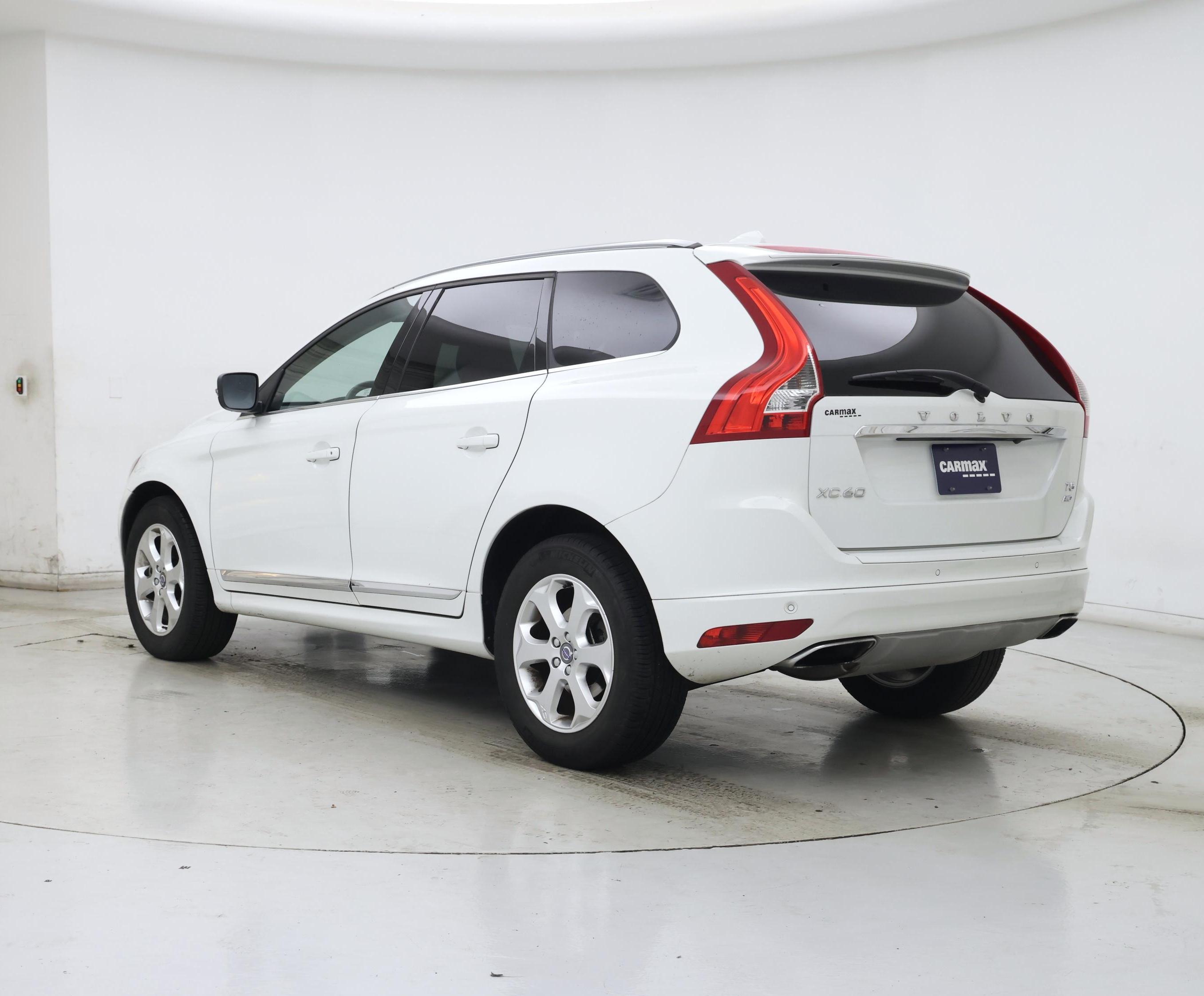 Thumbnail: 2016 Volvo XC60 - 2