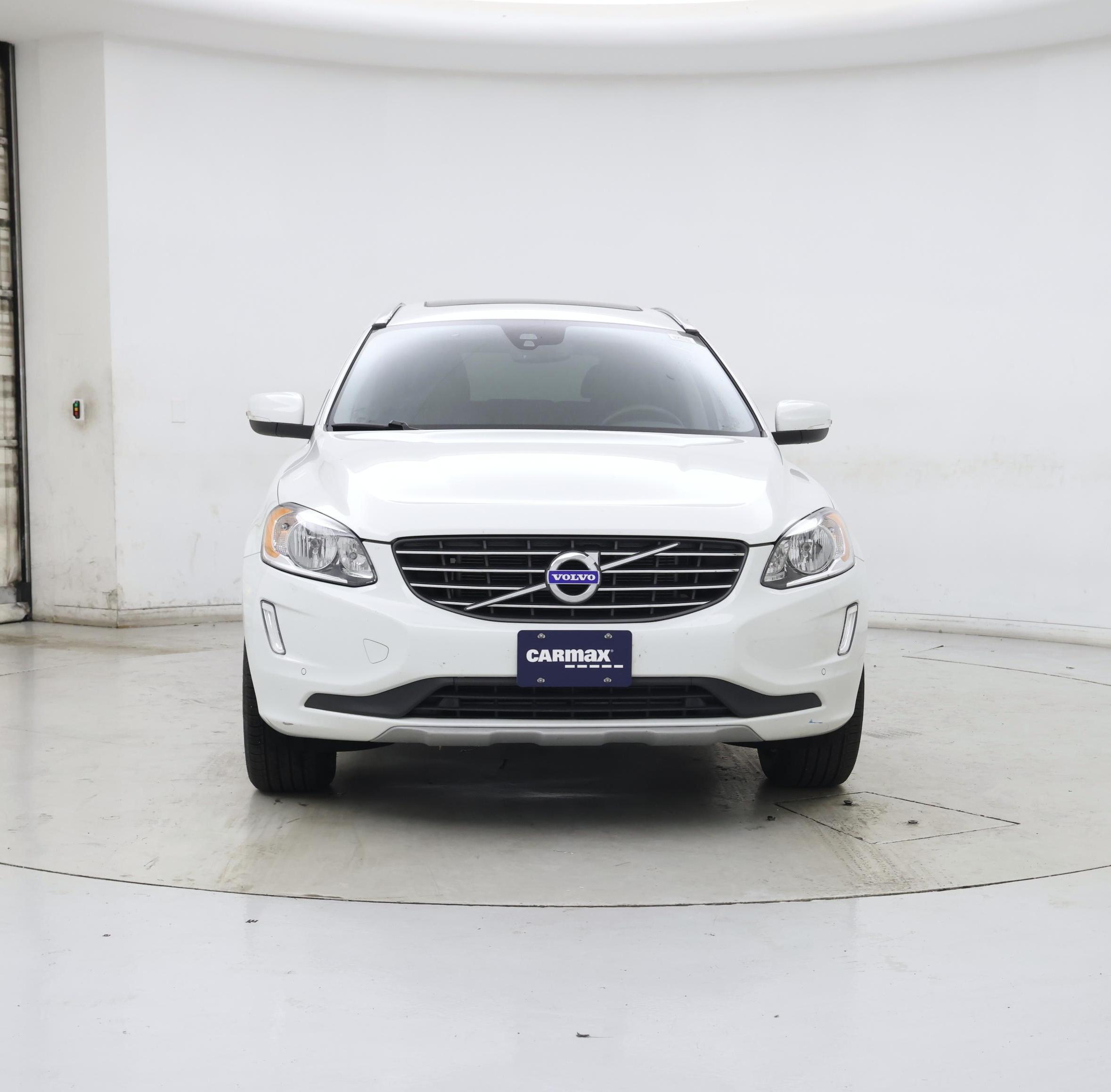 Thumbnail: 2016 Volvo XC60 - 5