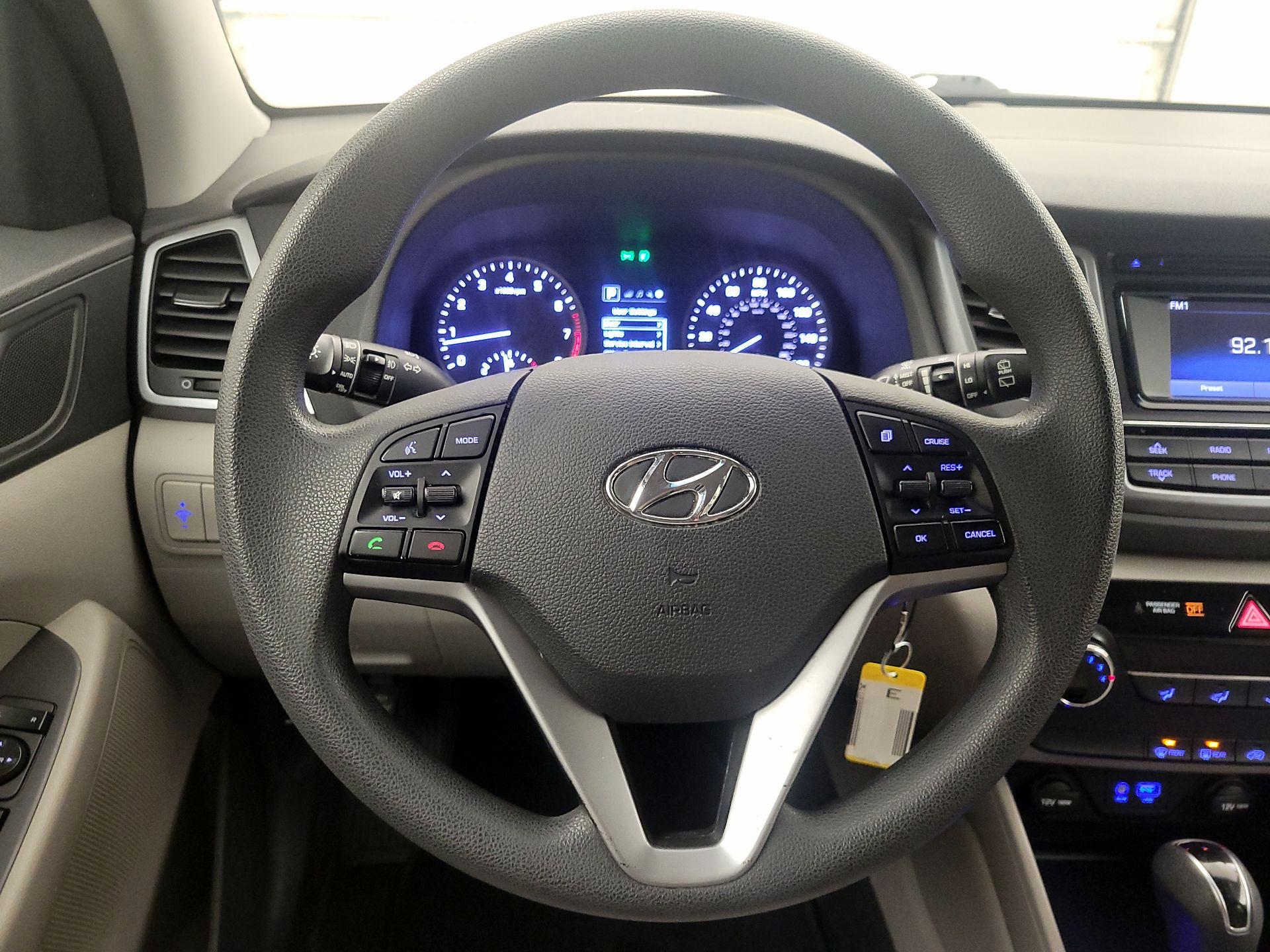 Thumbnail: 2017 Hyundai Tucson - 10