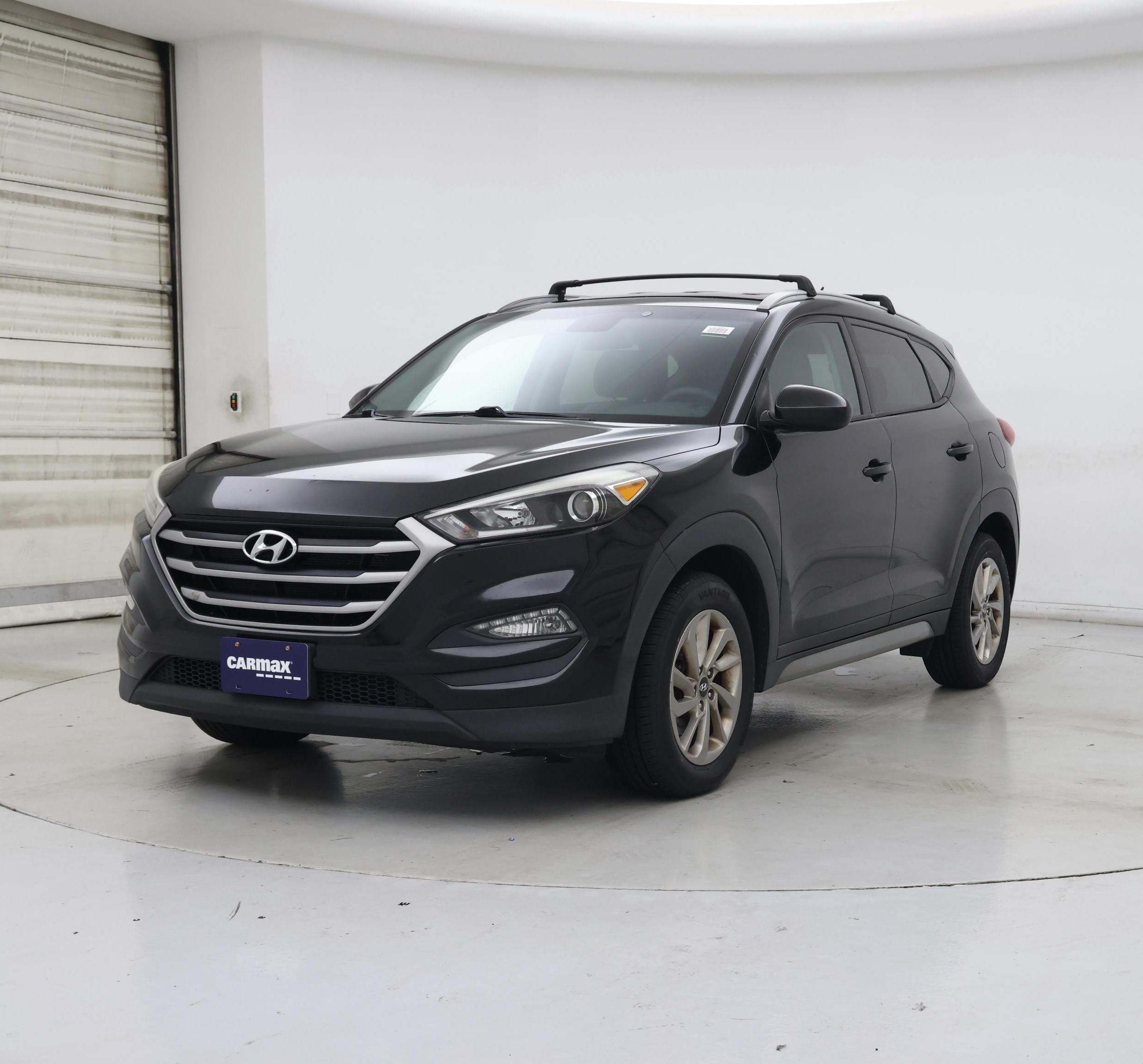 Thumbnail: 2017 Hyundai Tucson - 4