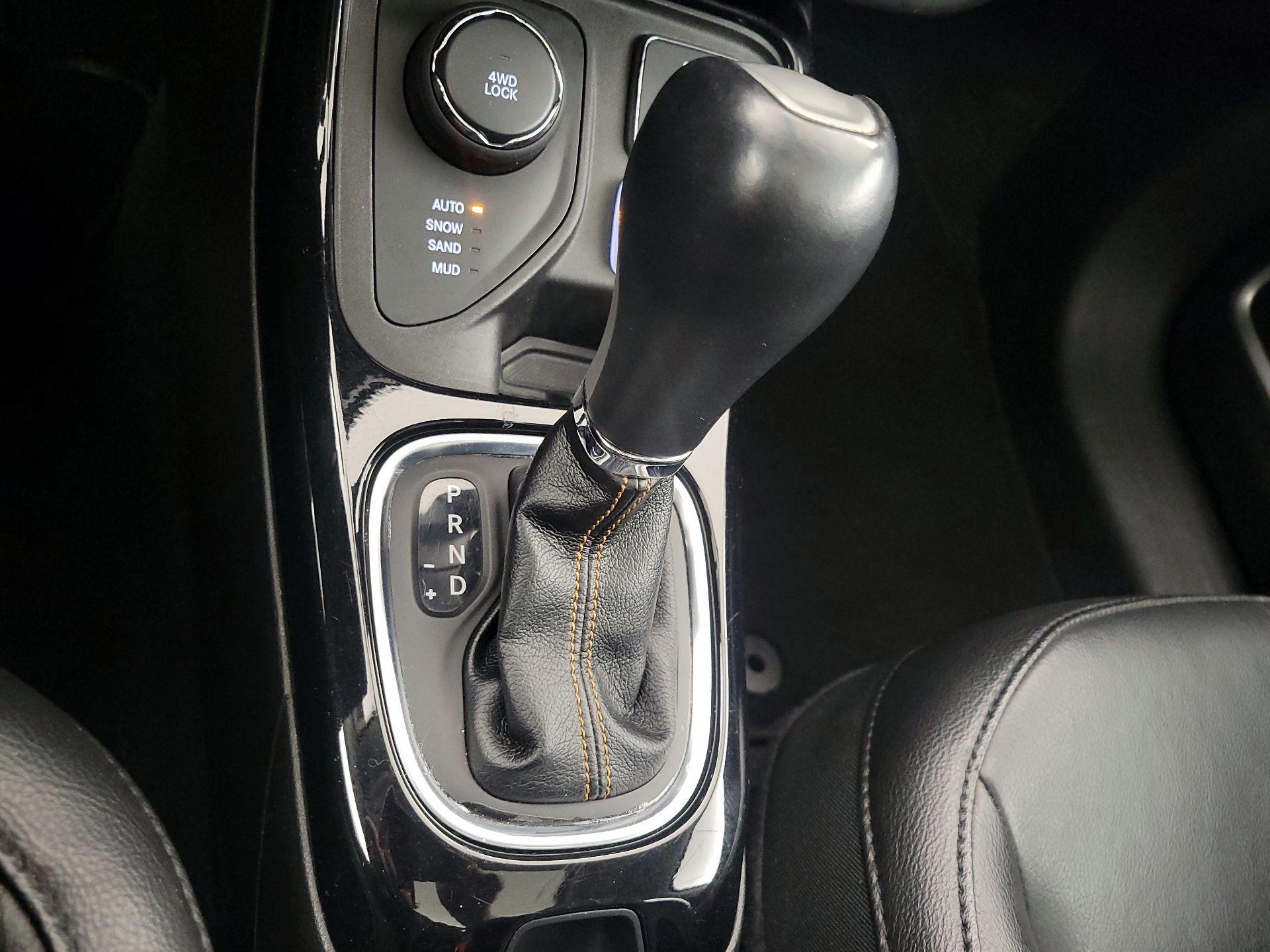 Thumbnail: 2019 Jeep Compass - 18