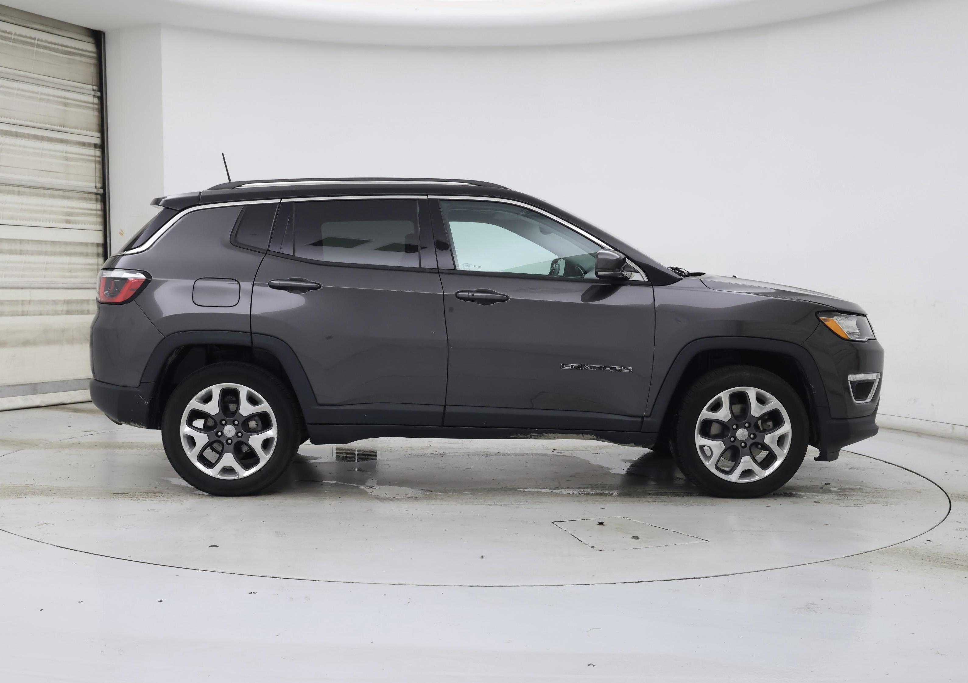 Thumbnail: 2019 Jeep Compass - 7