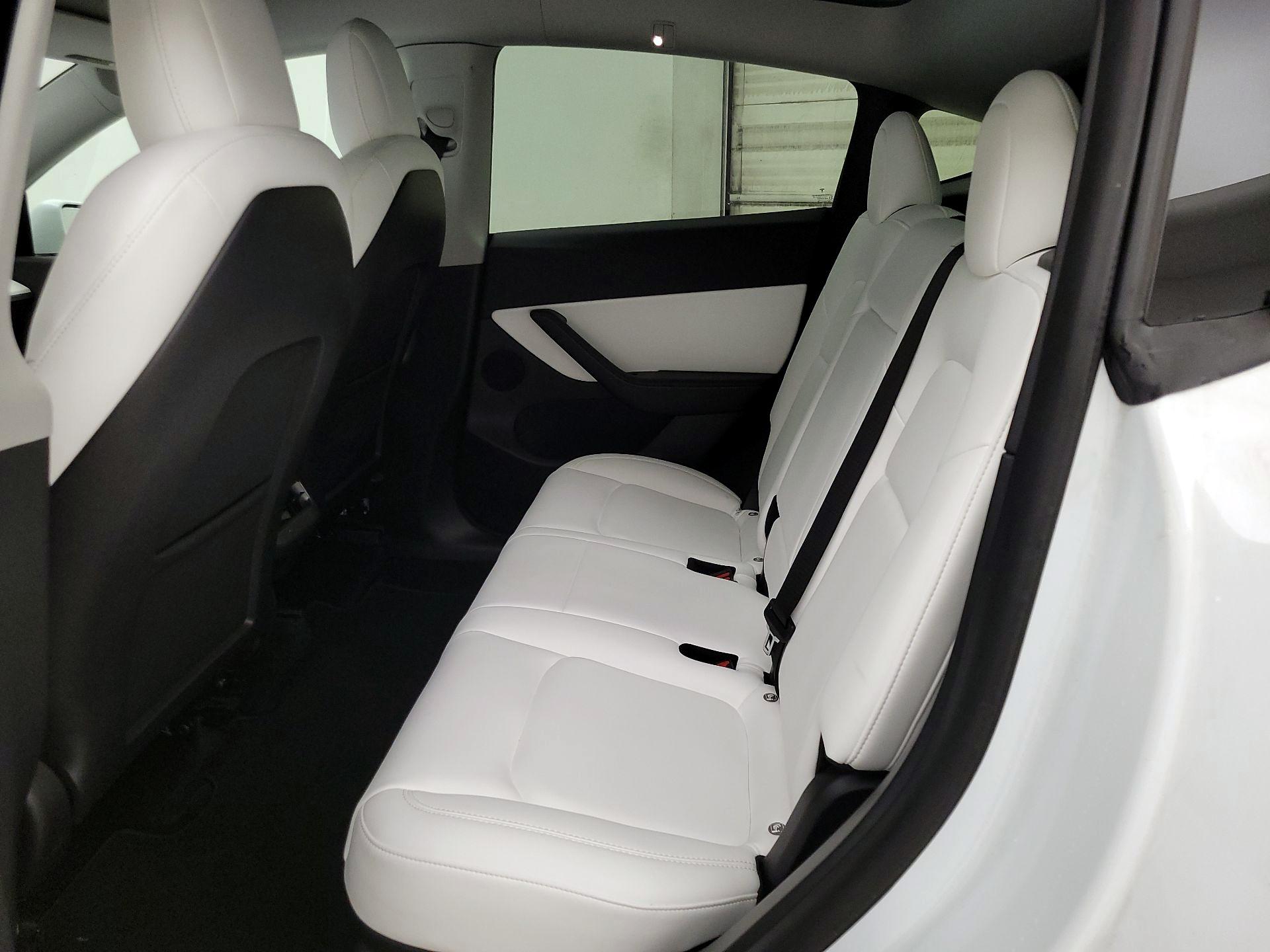 Thumbnail: 2022 Tesla Model Y - 18