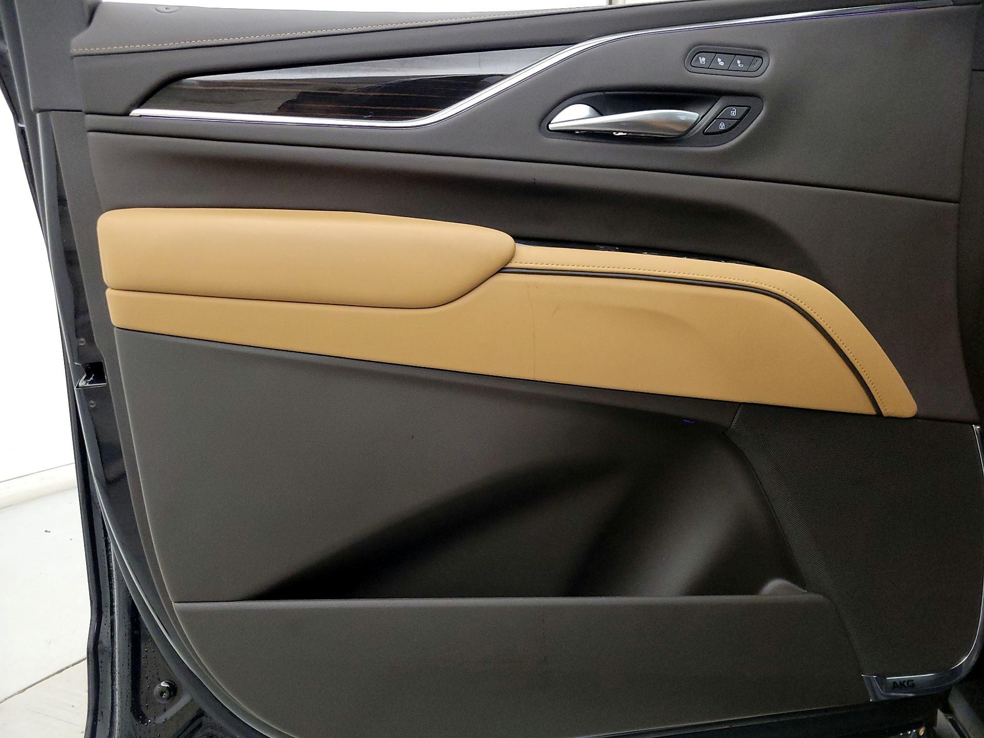 Thumbnail: 2023 Cadillac Escalade - 12