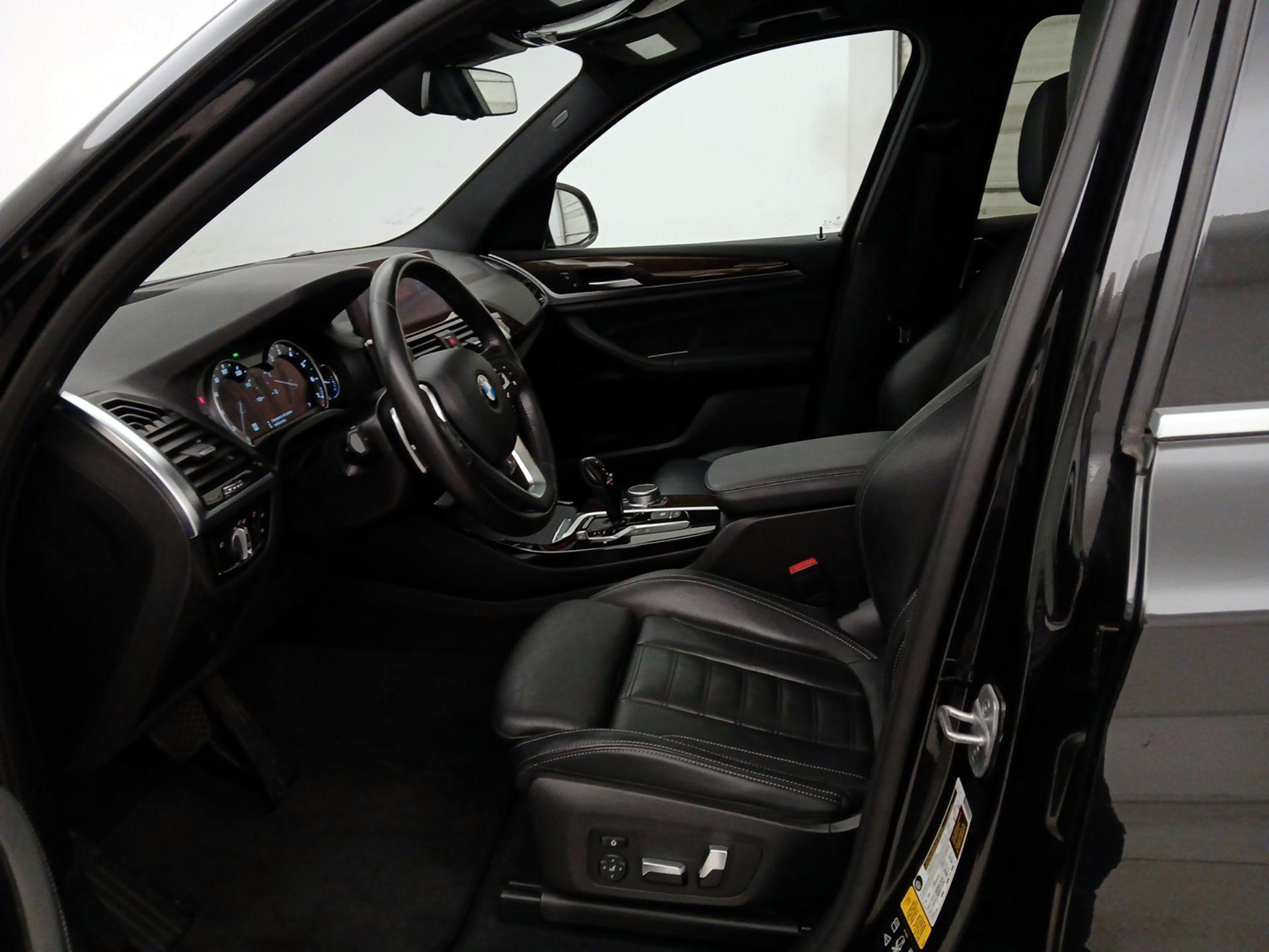 Thumbnail: 2019 BMW X3 - 11