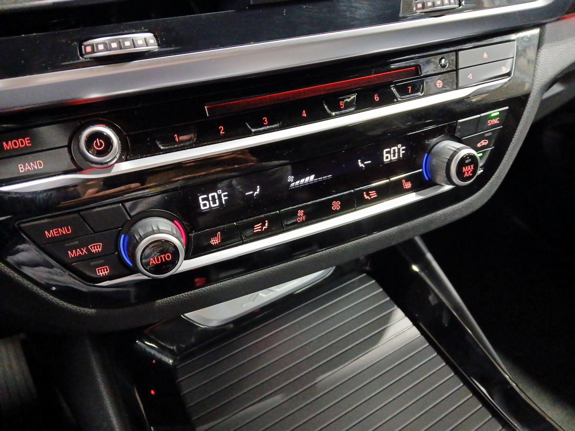 Thumbnail: 2019 BMW X3 - 17