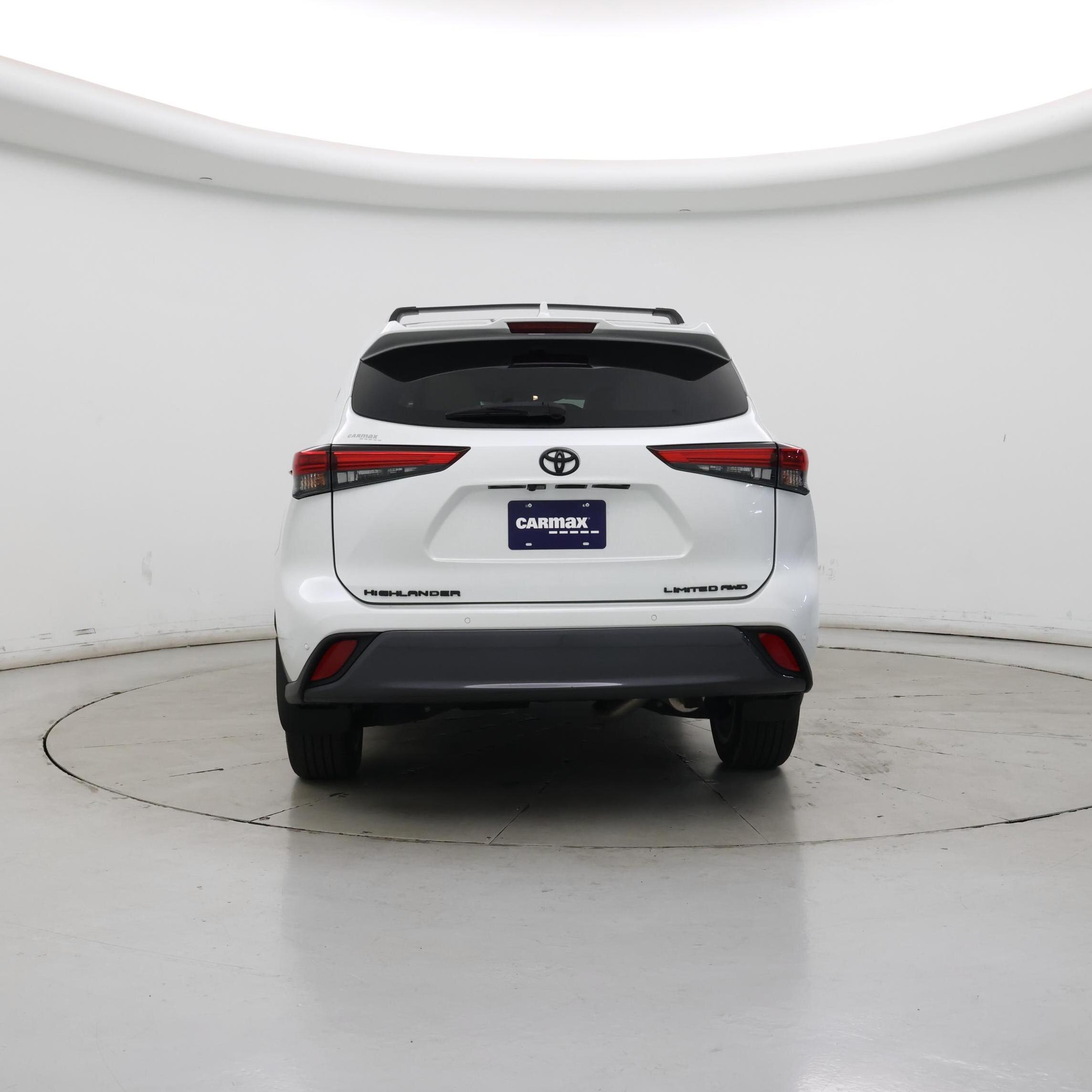 Thumbnail: 2022 Toyota Highlander - 6