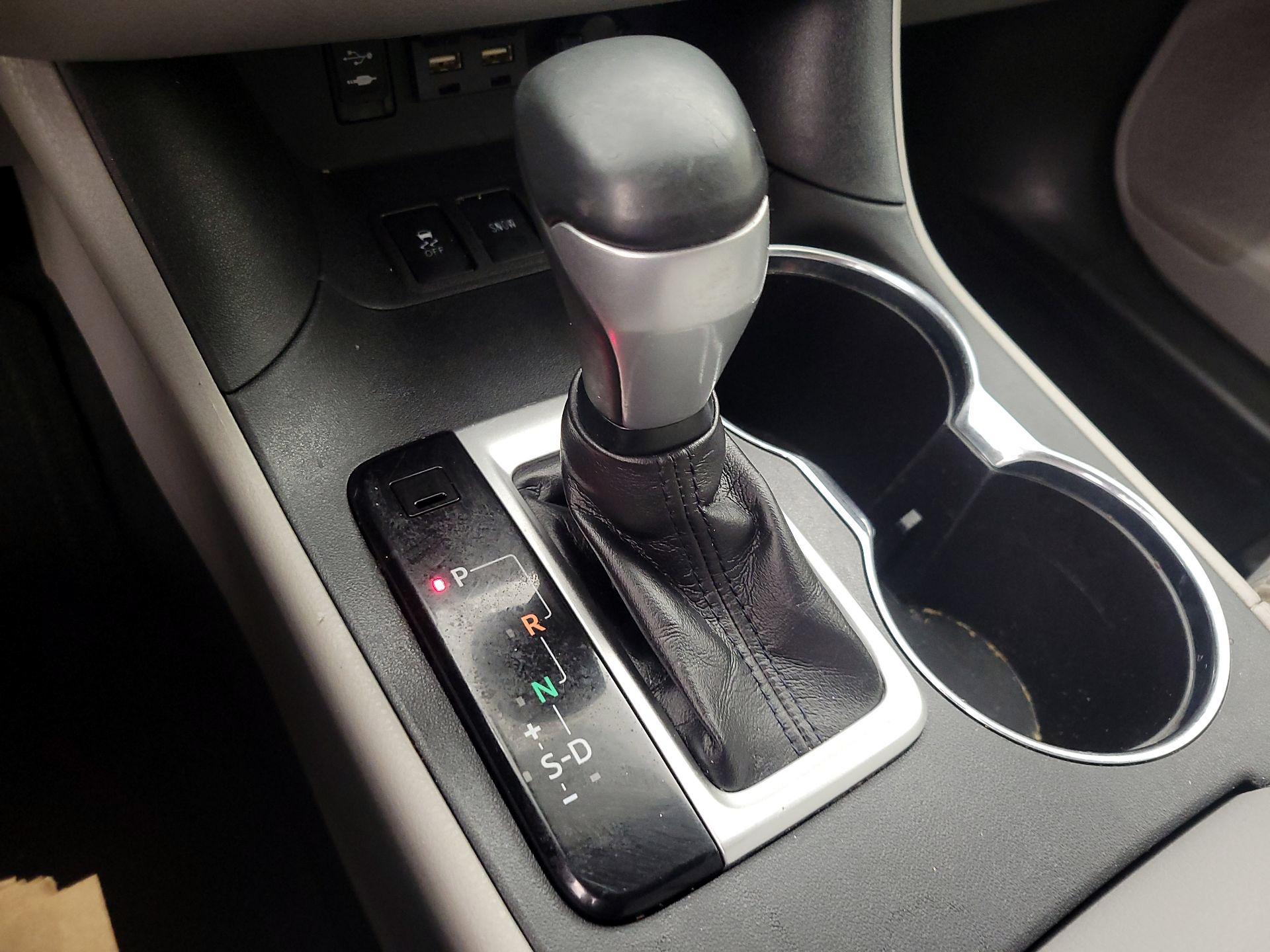 Thumbnail: 2019 Toyota Highlander - 17