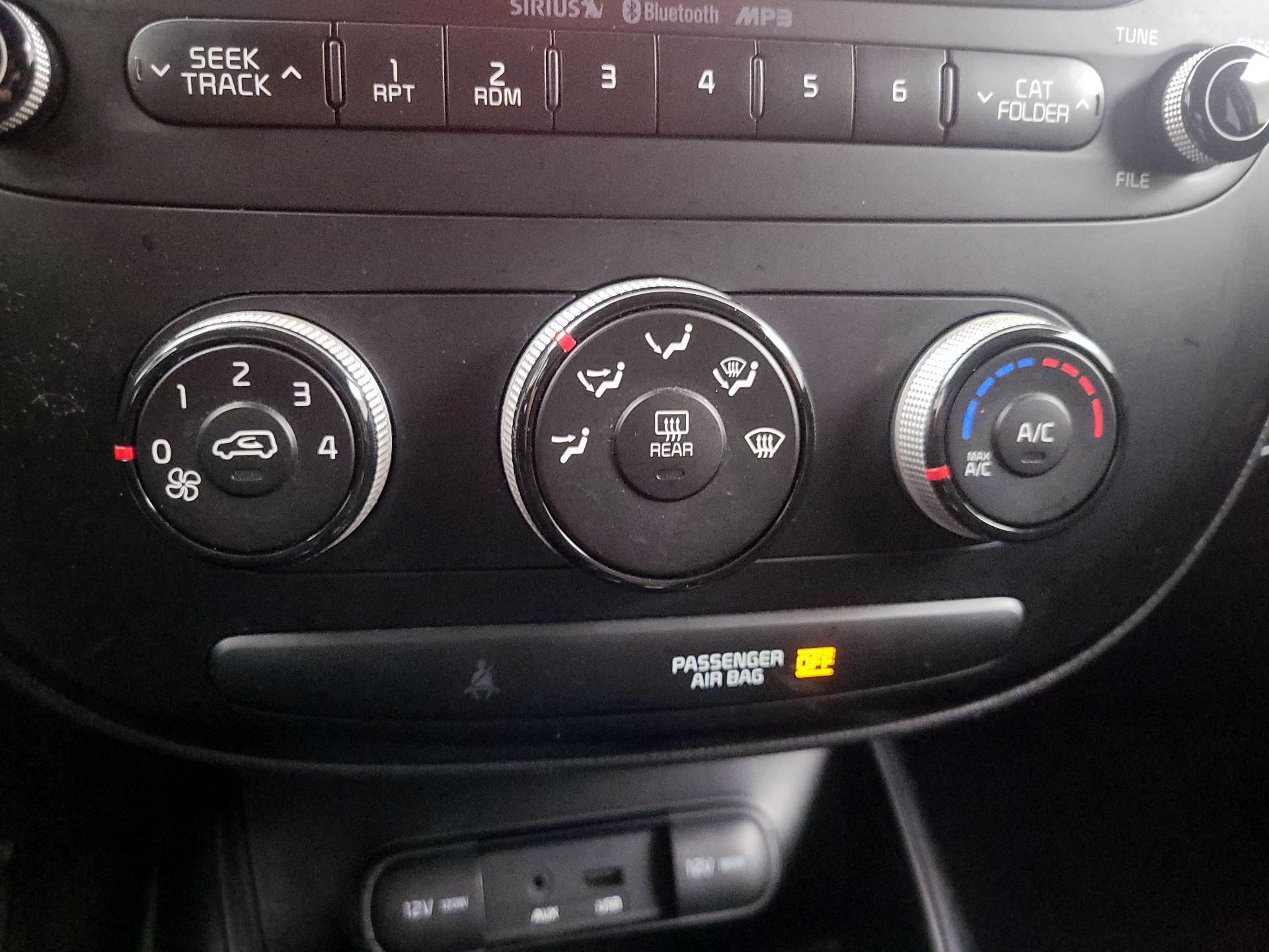 Thumbnail: 2014 Kia Soul - 15