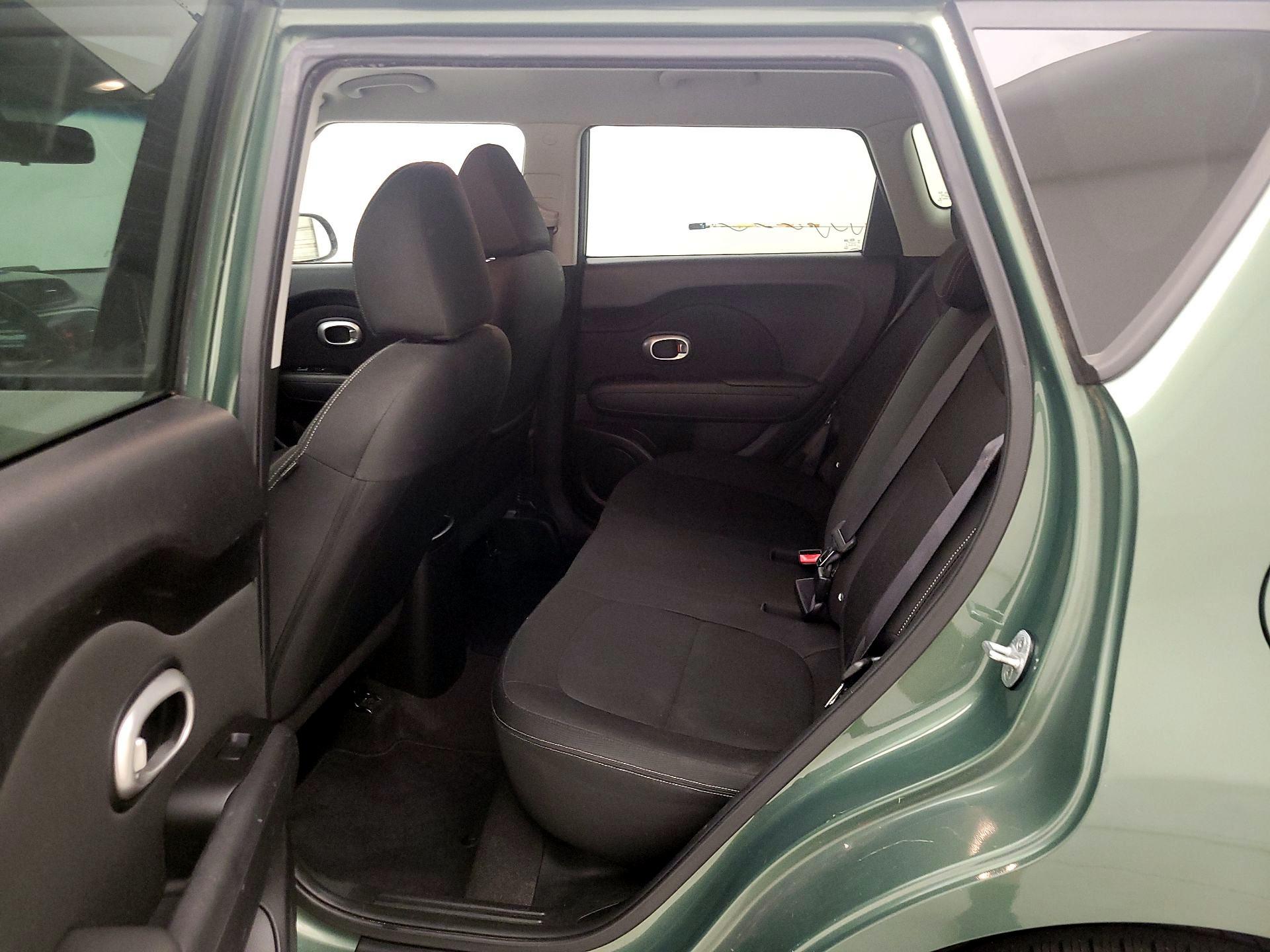 Thumbnail: 2014 Kia Soul - 18