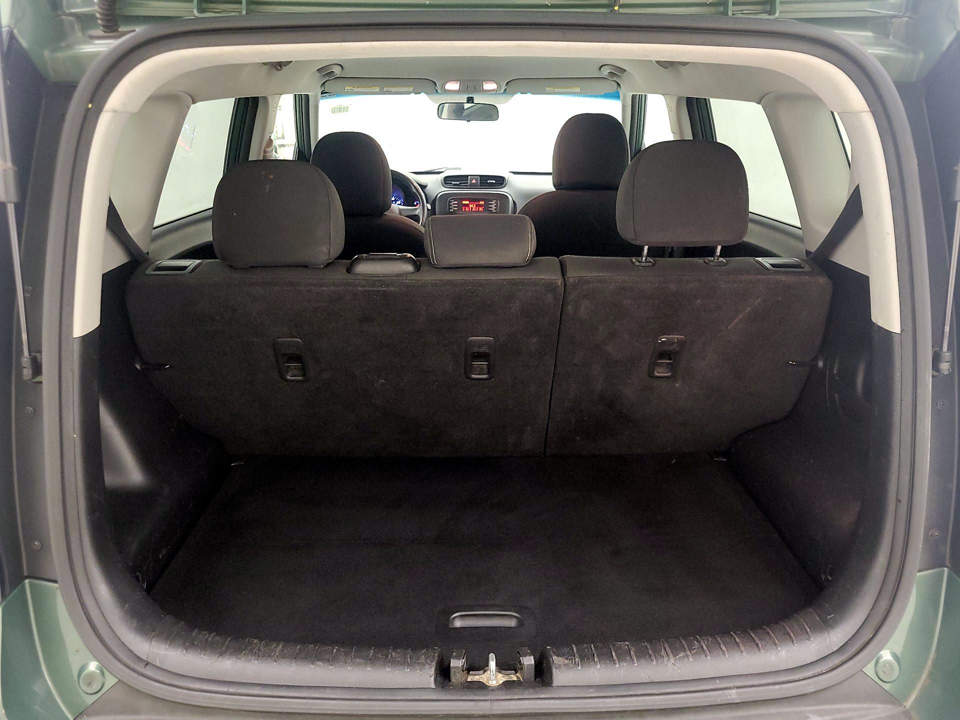 Thumbnail: 2014 Kia Soul - 19