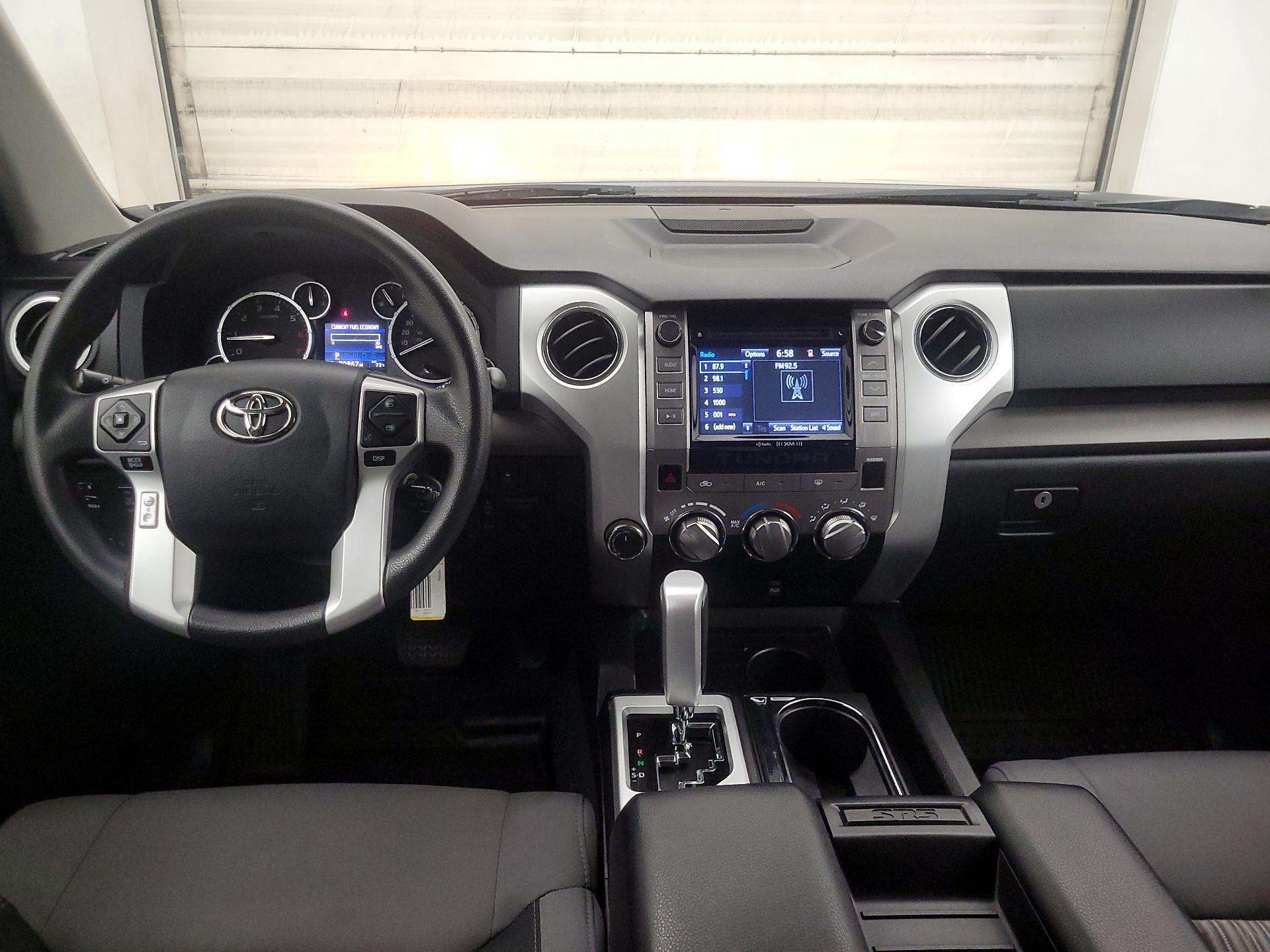 Thumbnail: 2016 Toyota Tundra - 9