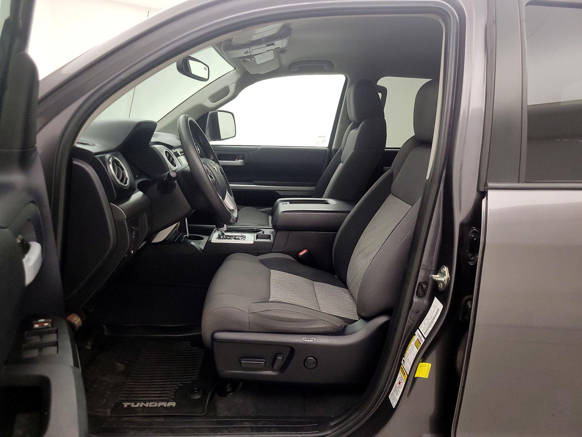 Thumbnail: 2016 Toyota Tundra - 11