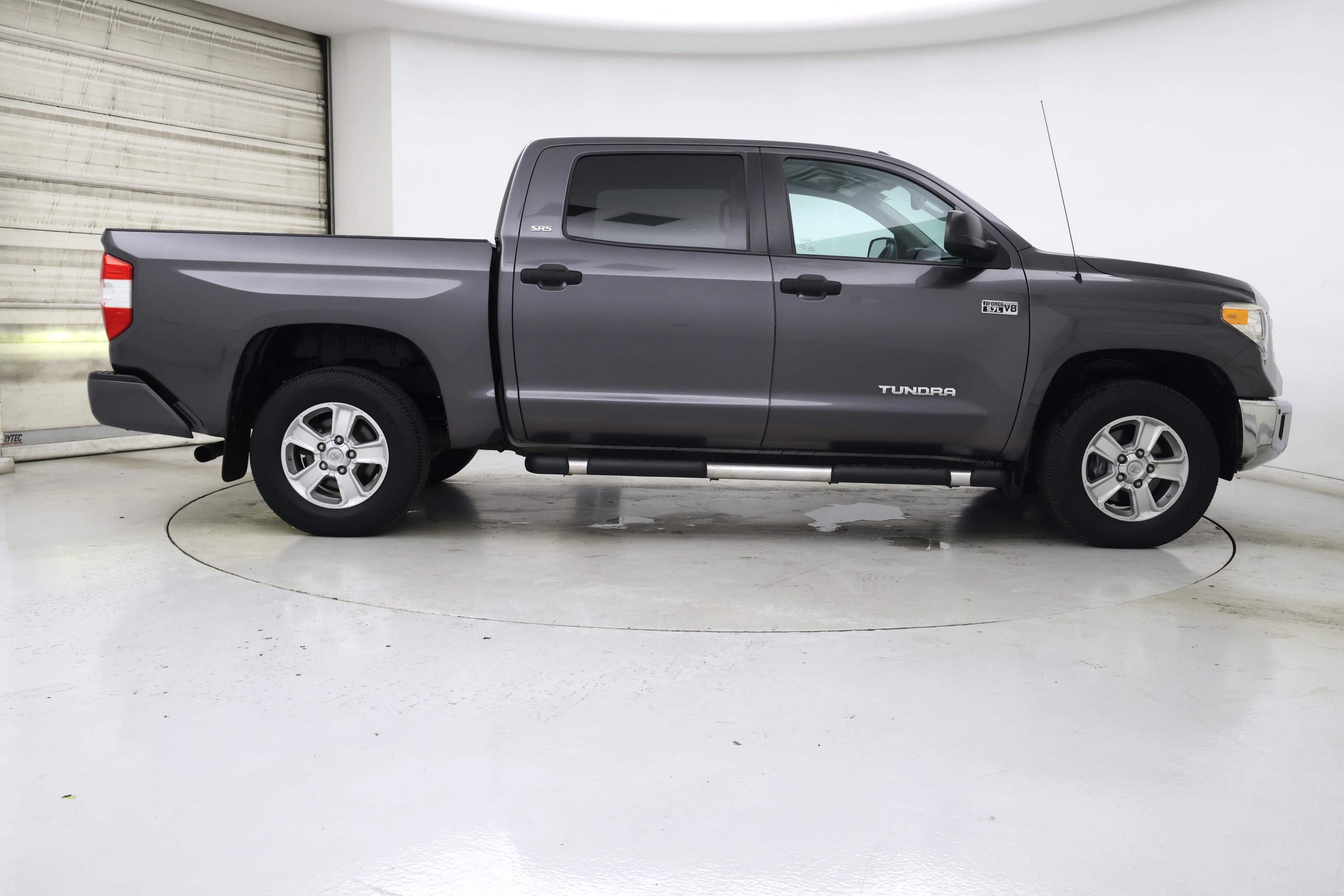 Thumbnail: 2016 Toyota Tundra - 7